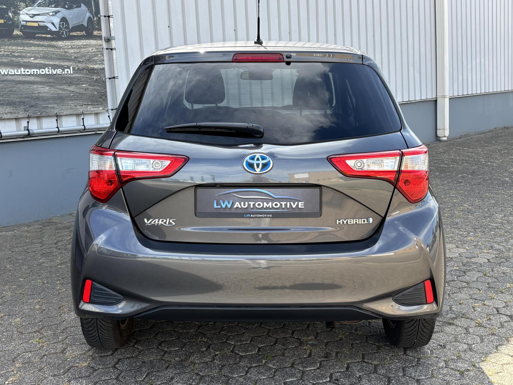 Foto van Toyota Toyota Yaris Hybrid