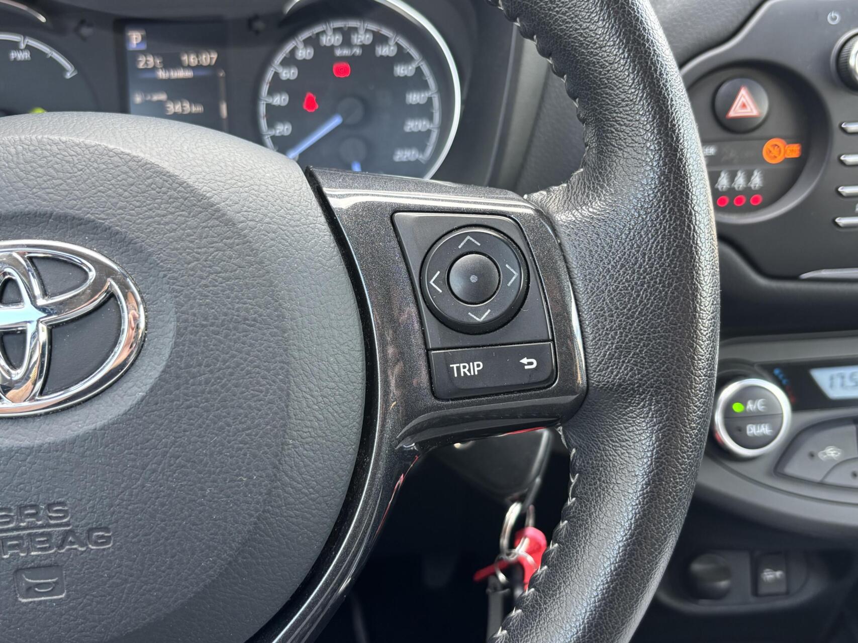 Foto van Toyota Toyota Yaris Hybrid