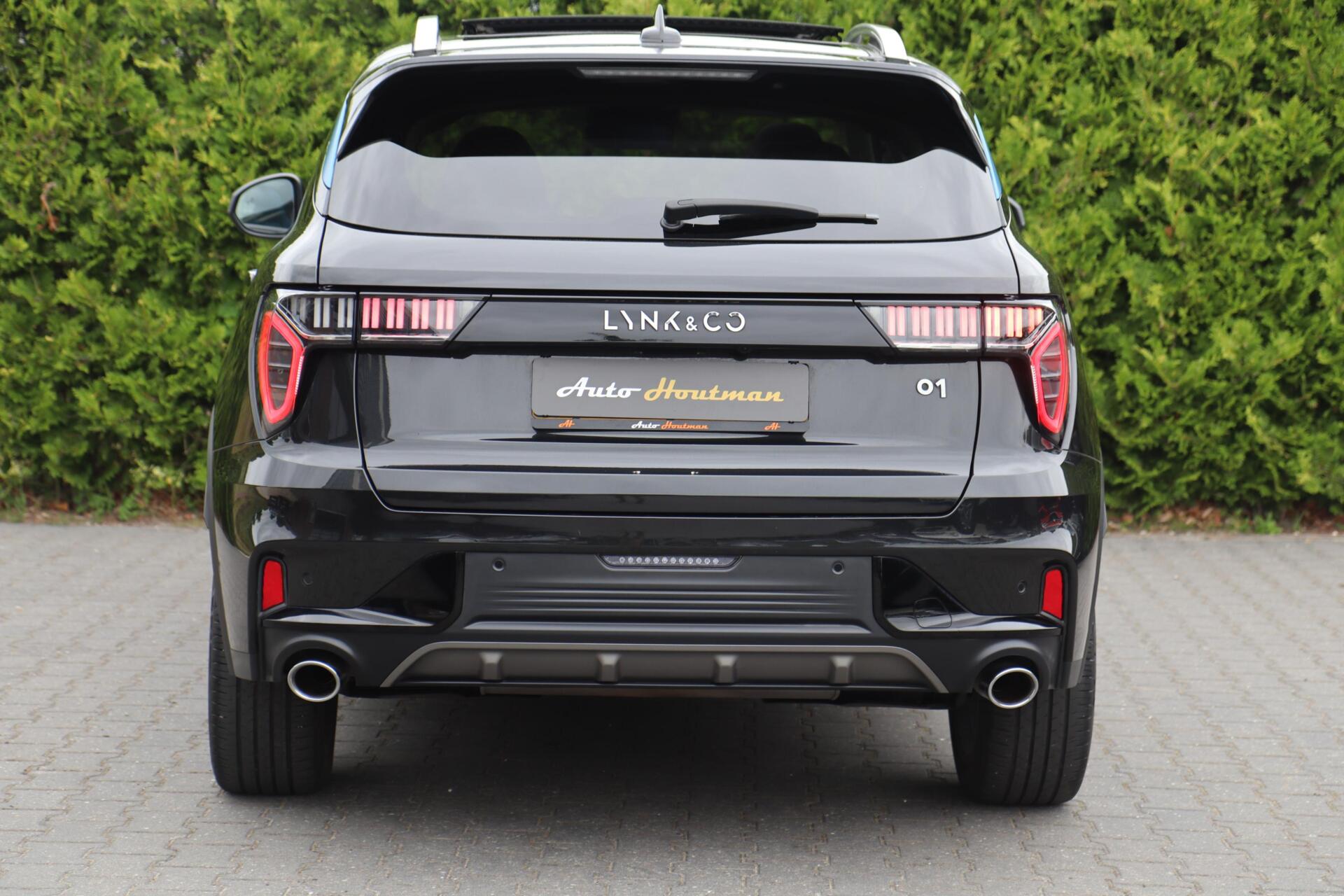 Foto van Lynk&co LYNK & Co 01
