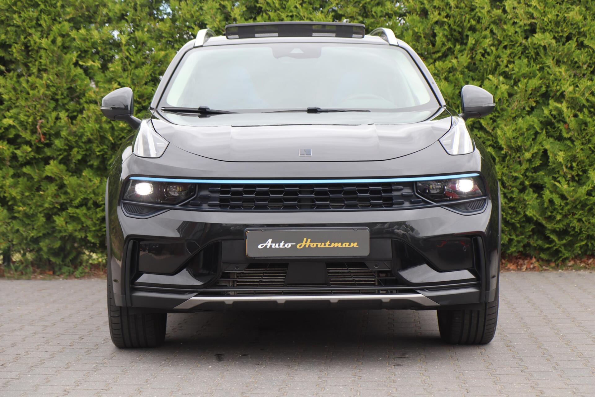 Foto van Lynk&co LYNK & Co 01