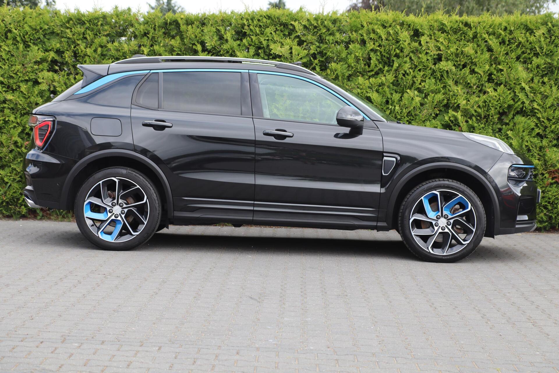 Foto van Lynk&co LYNK & Co 01