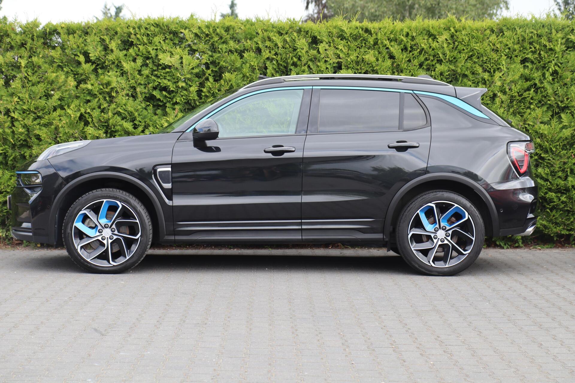 Foto van Lynk&co LYNK & Co 01