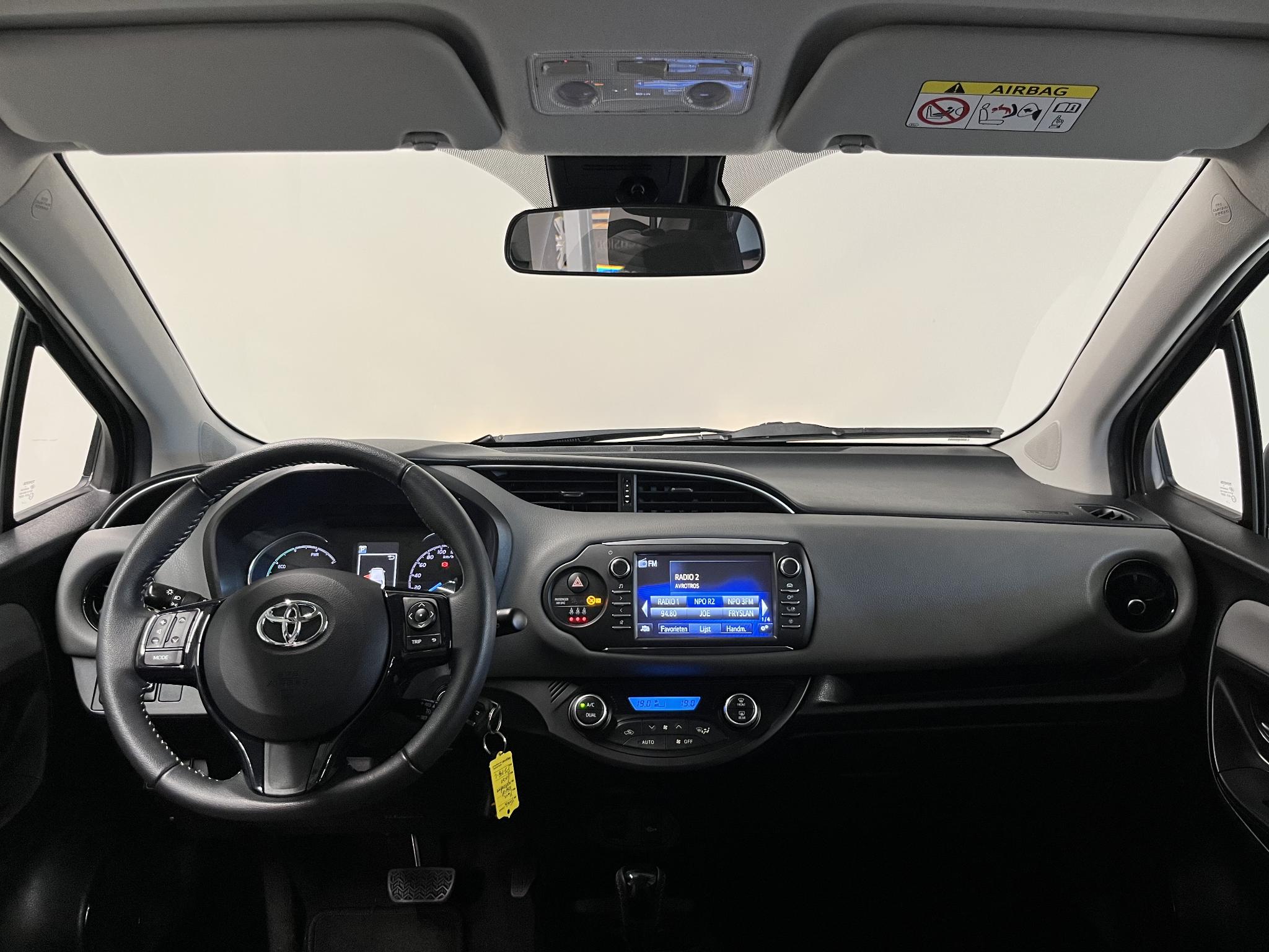 Foto van Toyota Toyota Yaris Hybrid