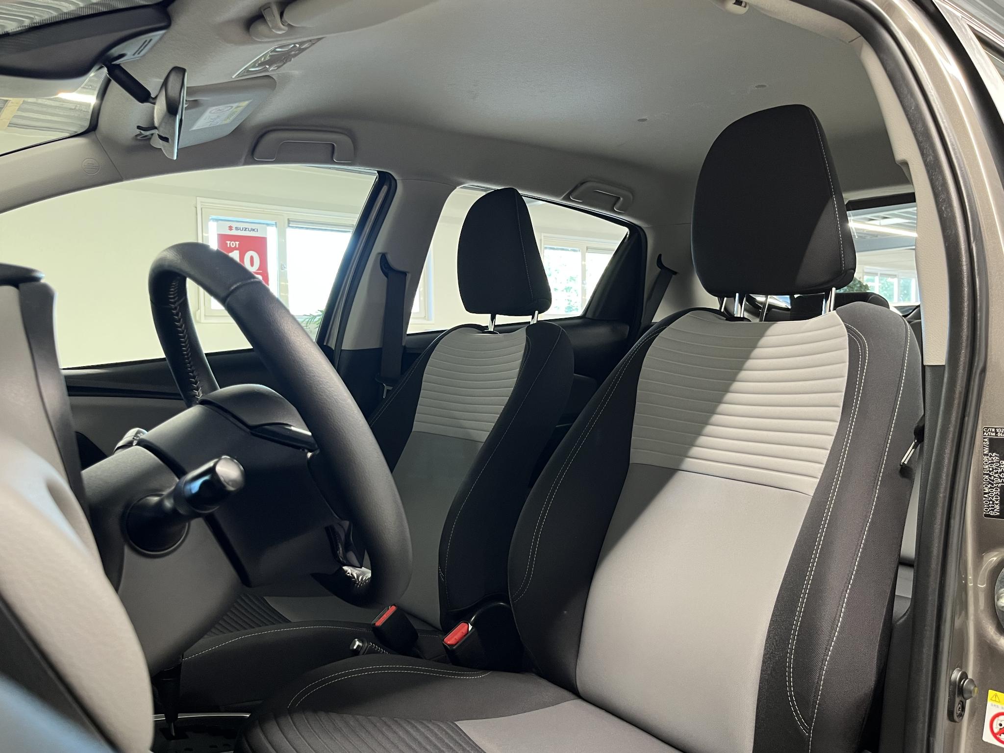 Foto van Toyota Toyota Yaris Hybrid