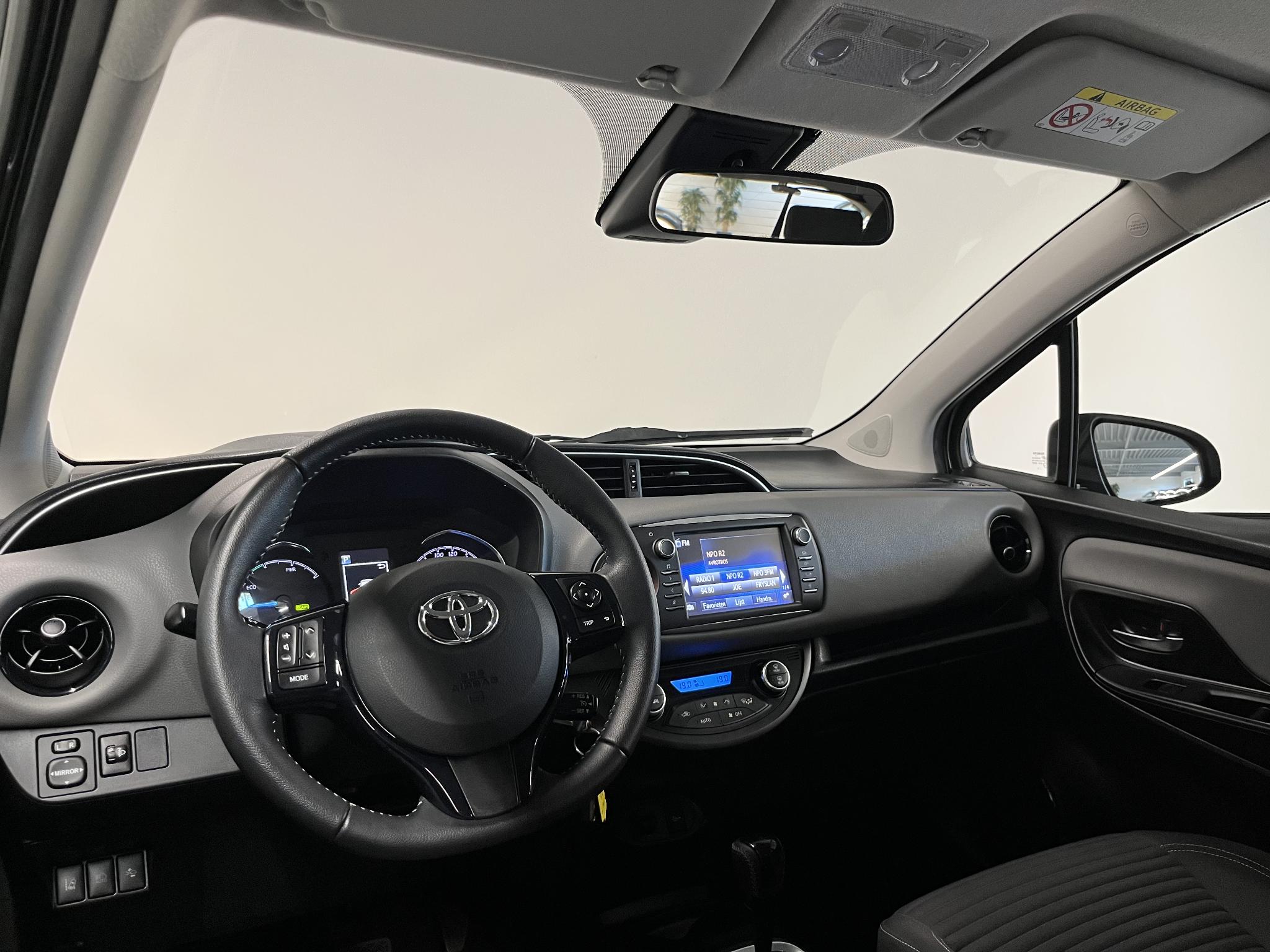 Foto van Toyota Toyota Yaris Hybrid