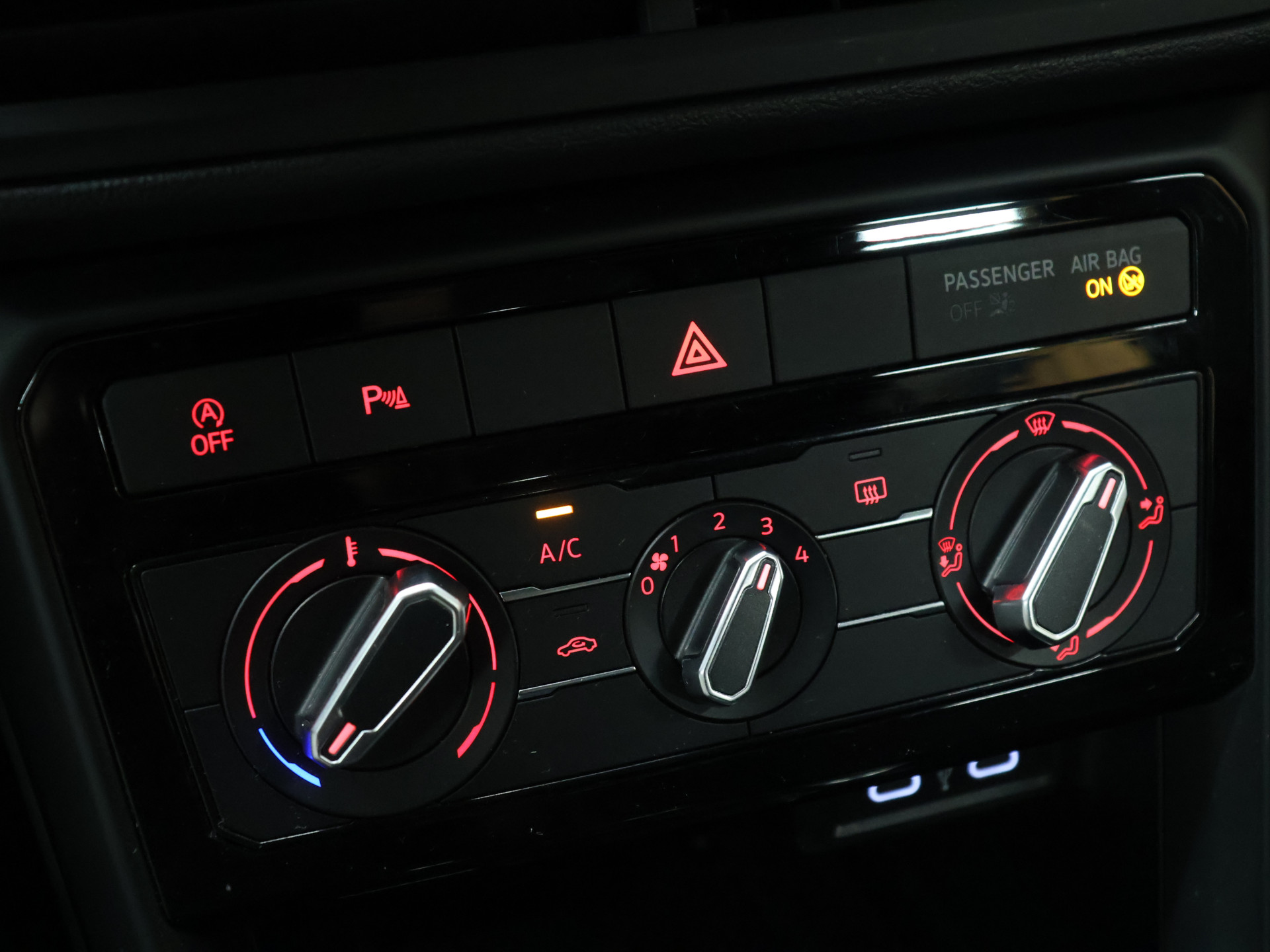 Foto van Volkswagen T-cross