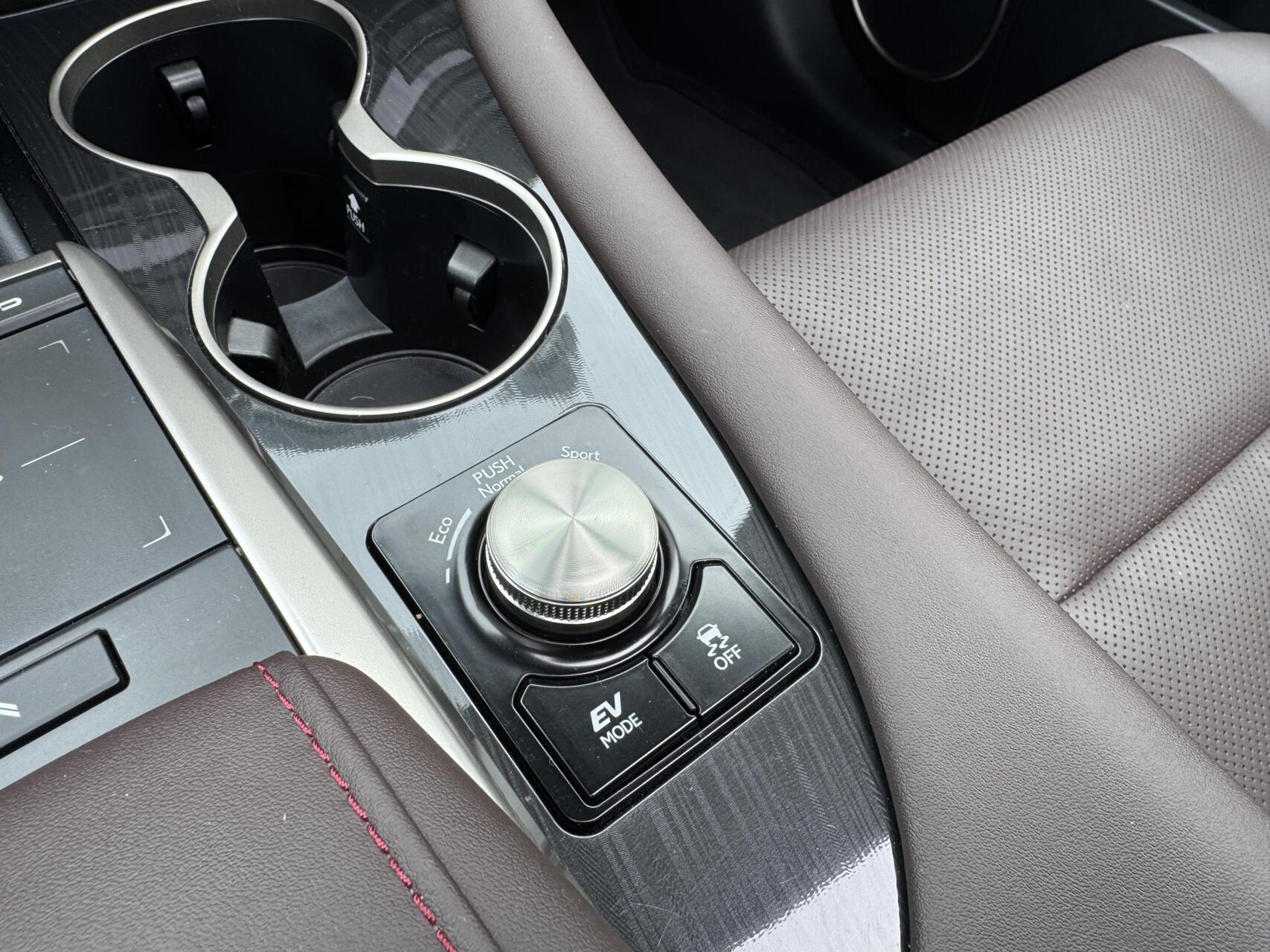 Foto van Lexus RX