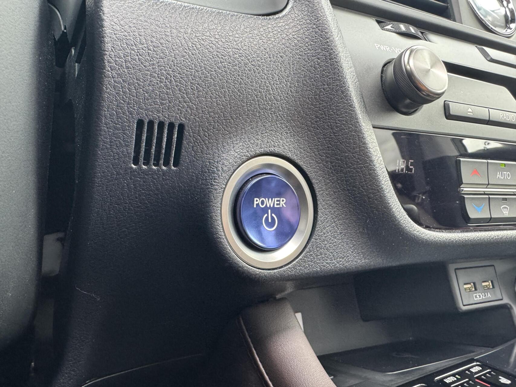 Foto van Lexus RX
