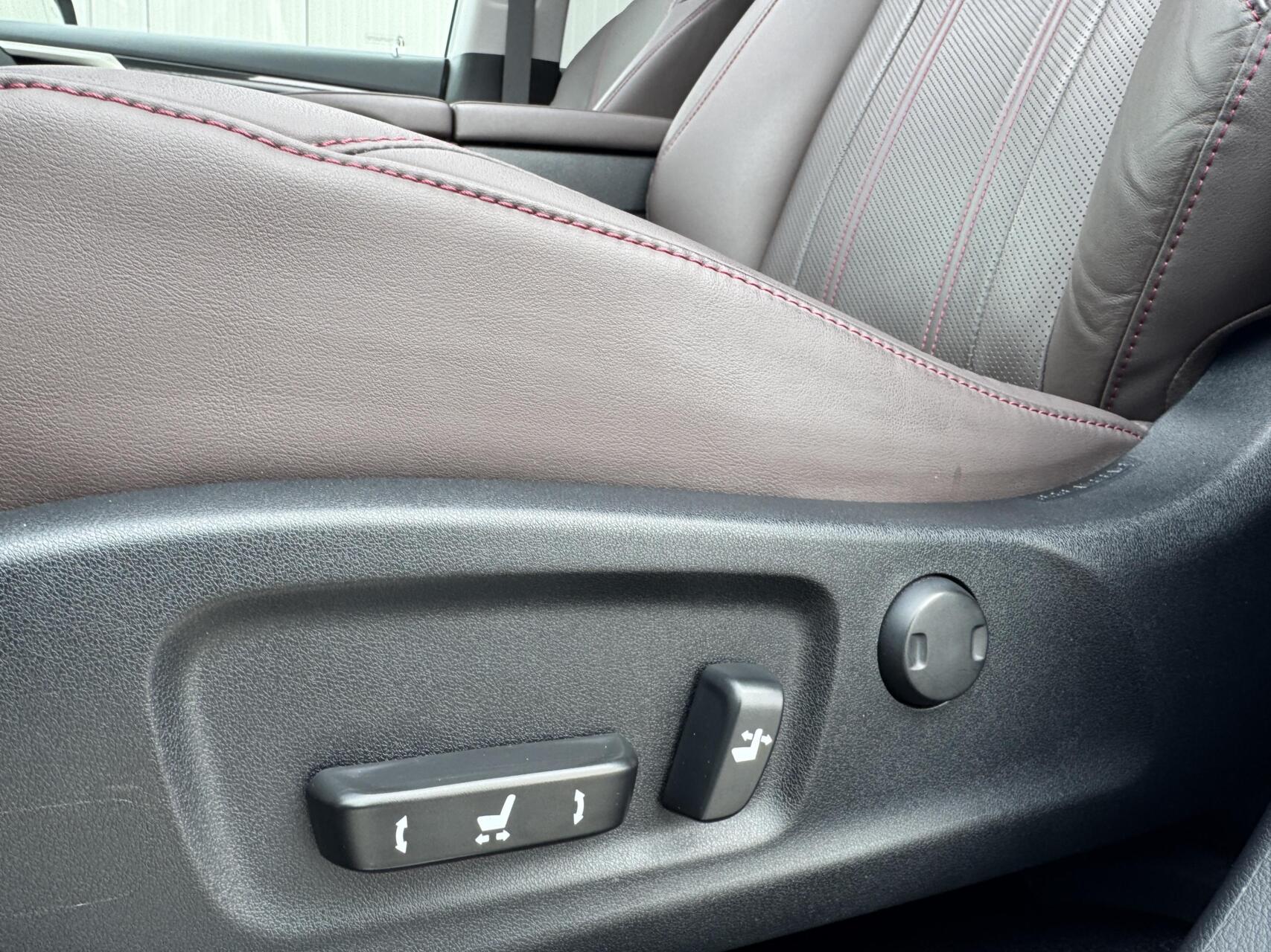 Foto van Lexus RX