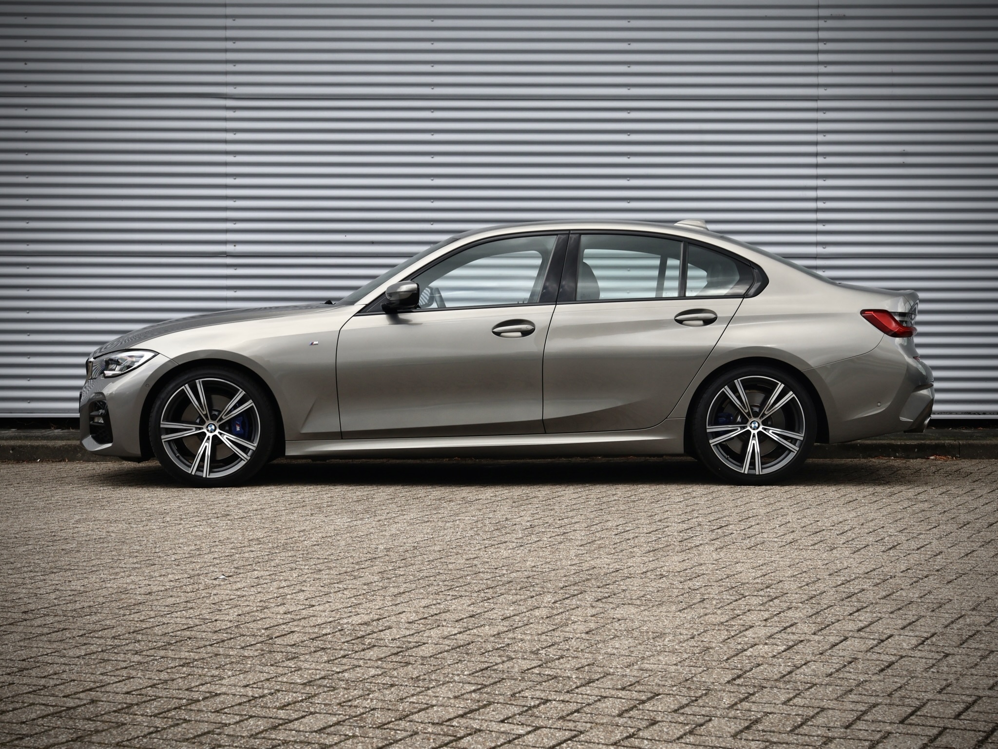 Foto van BMW 330i