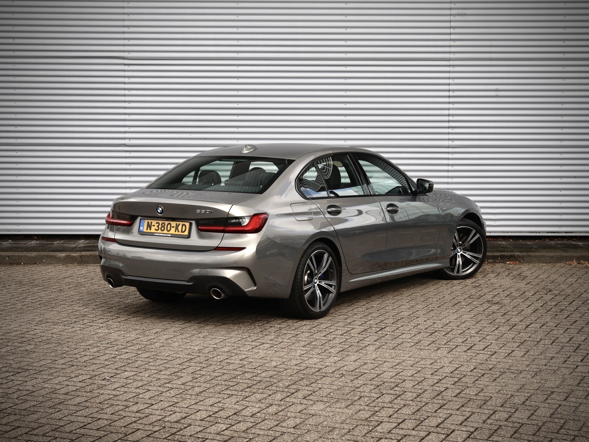 Foto van BMW 330i