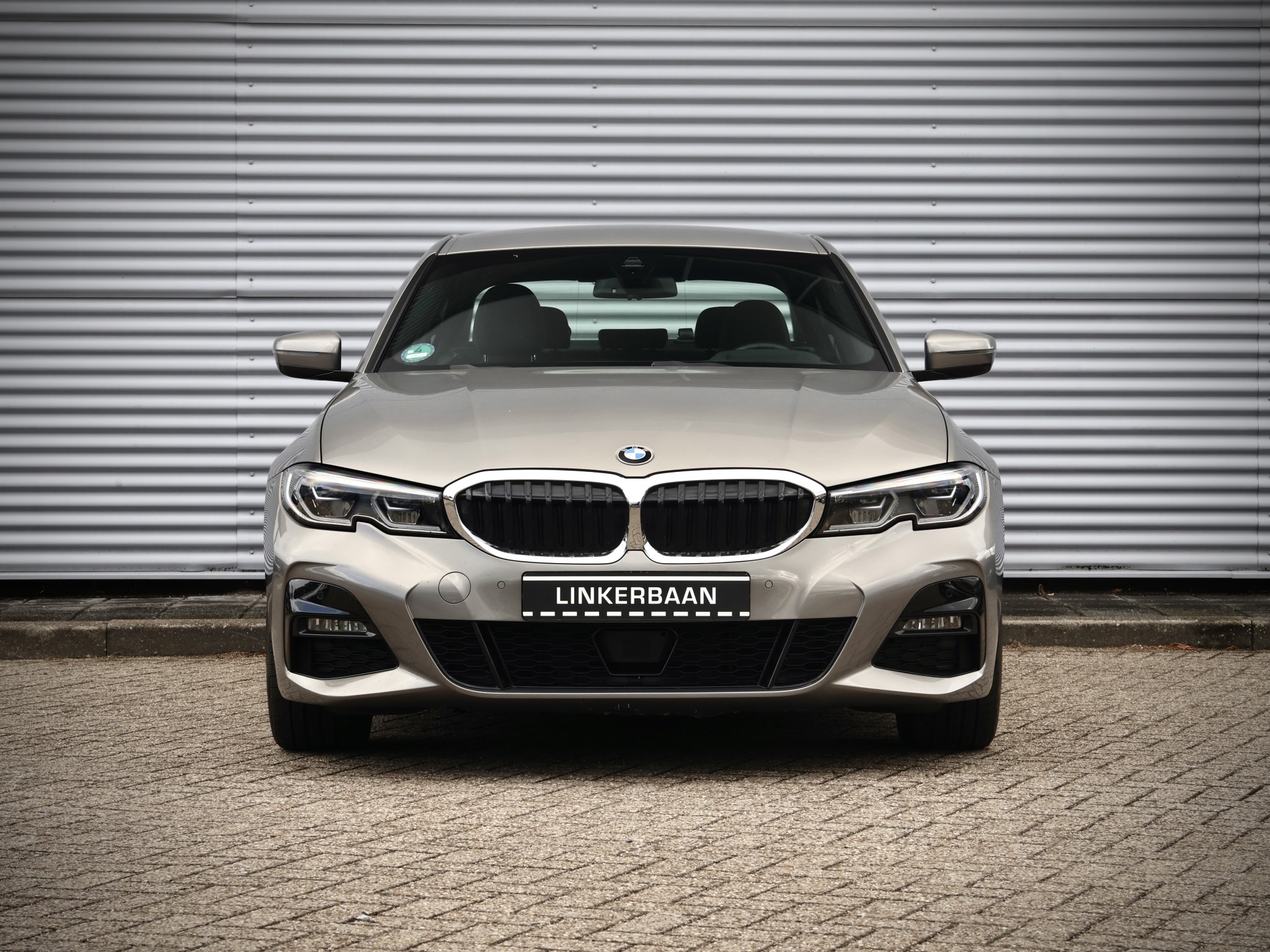 Foto van BMW 330i