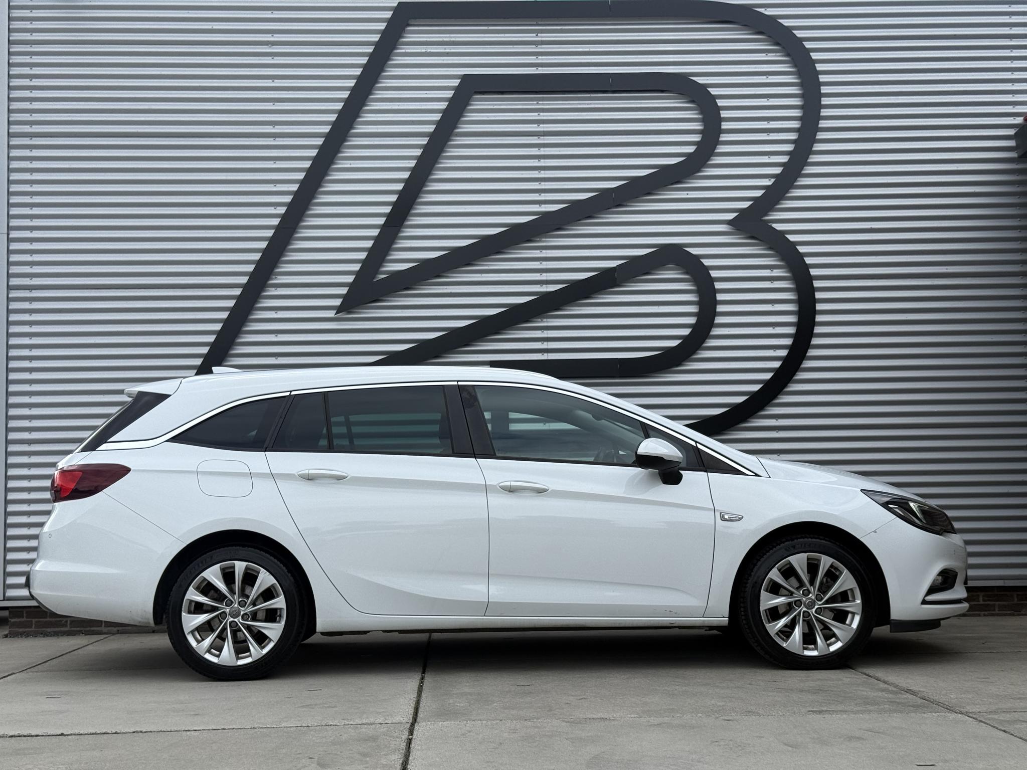 Foto van Opel Astra Sports Tourer