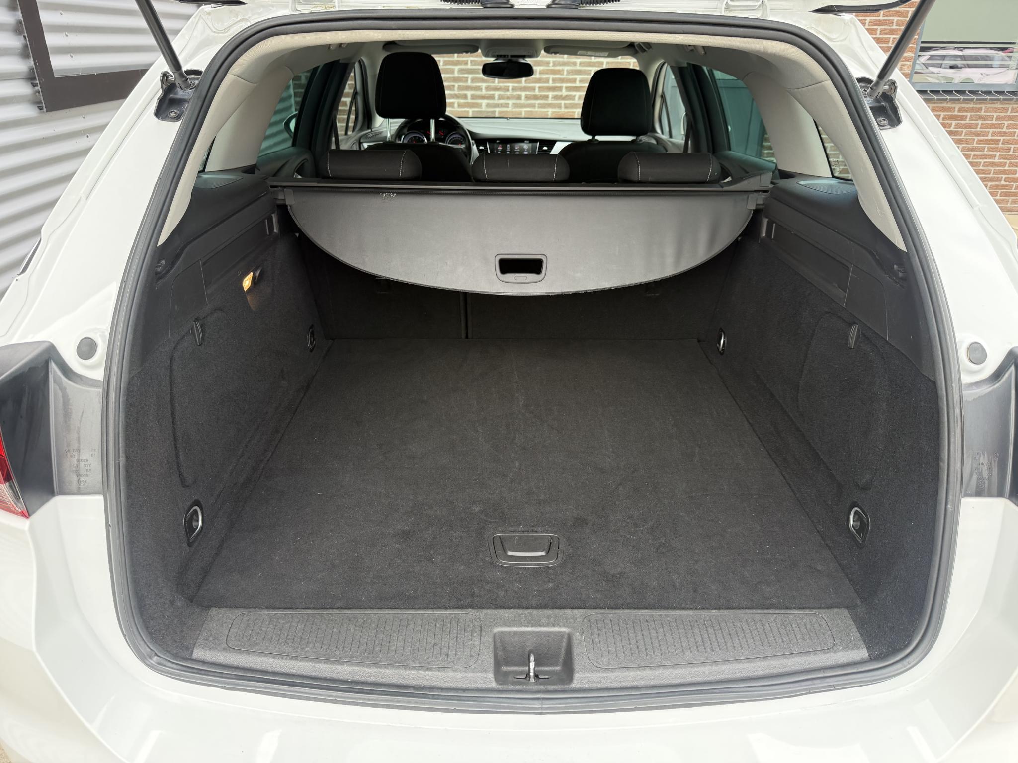 Foto van Opel Astra Sports Tourer