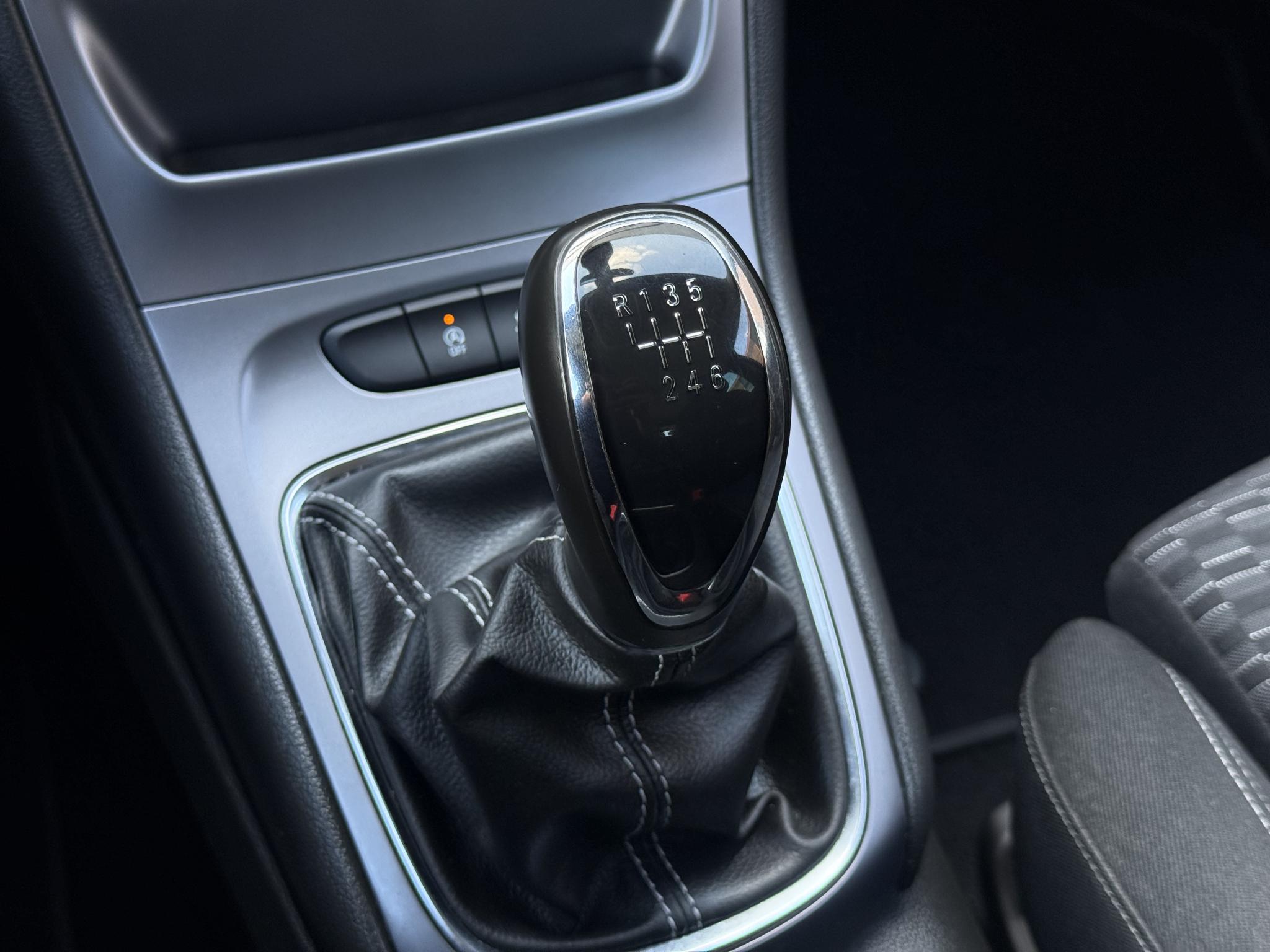 Foto van Opel Astra Sports Tourer