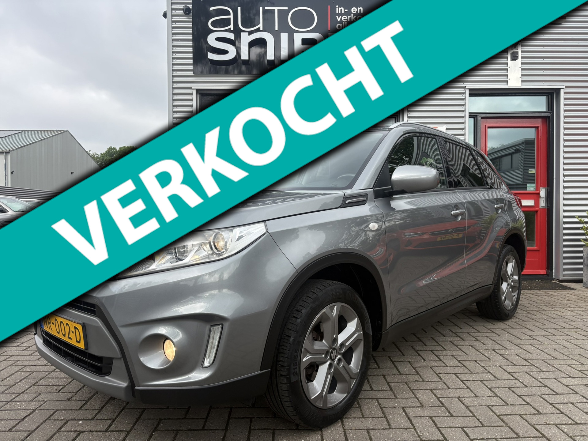 Suzuki Vitara 1.6 Exclusive -CLIMA-CRUISECONTROL-LICHTMETALEN VELGEN-CAMERA-STOELVERWARMING-ORIGINEEL NEDERLANDS!-DEALER OH! 2017 - voorkant