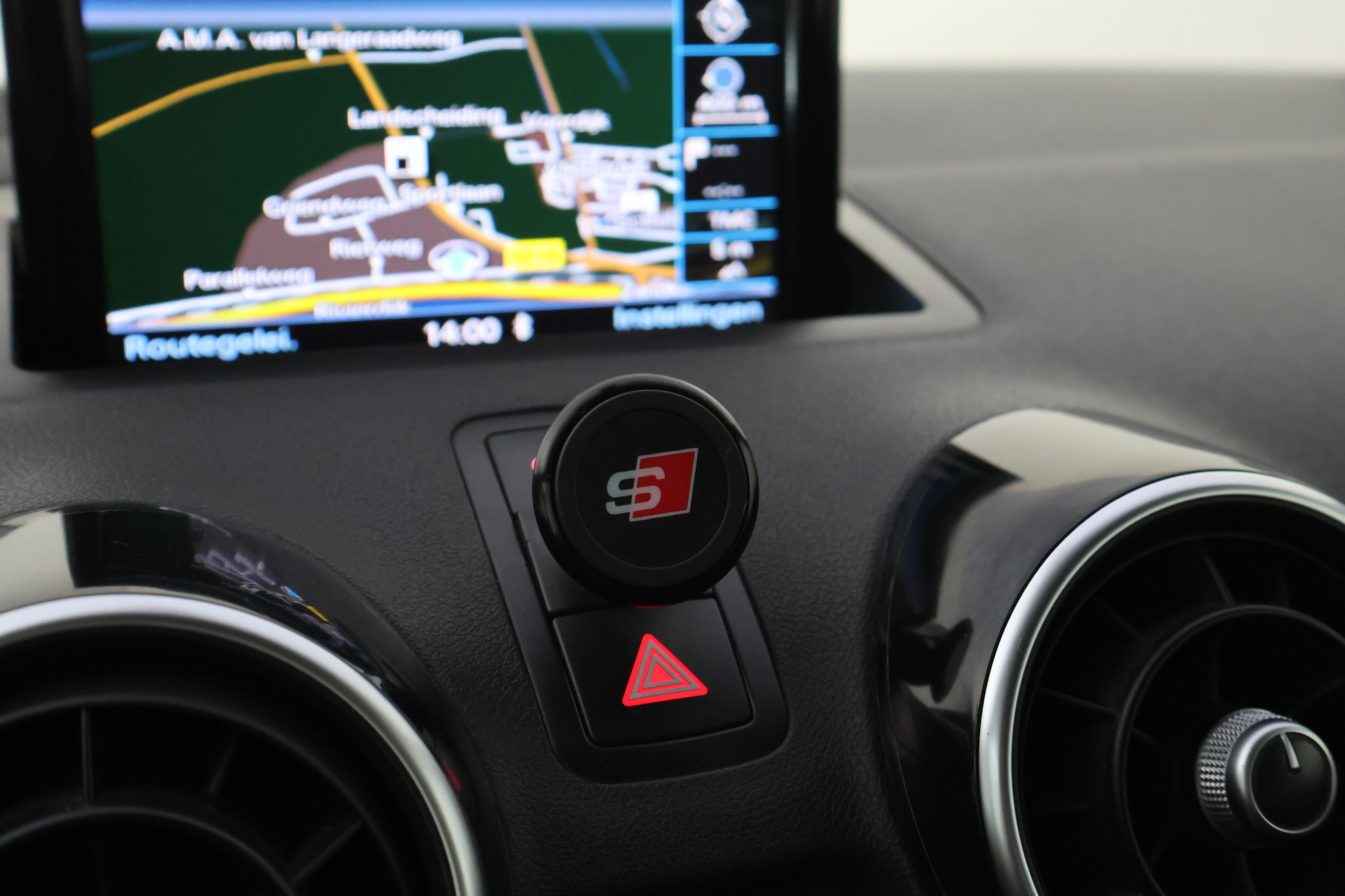Foto van Audi S1