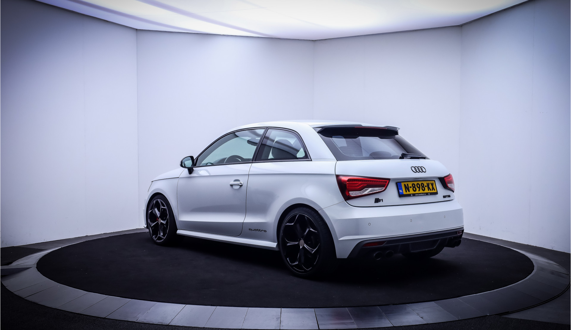 Foto van Audi S1