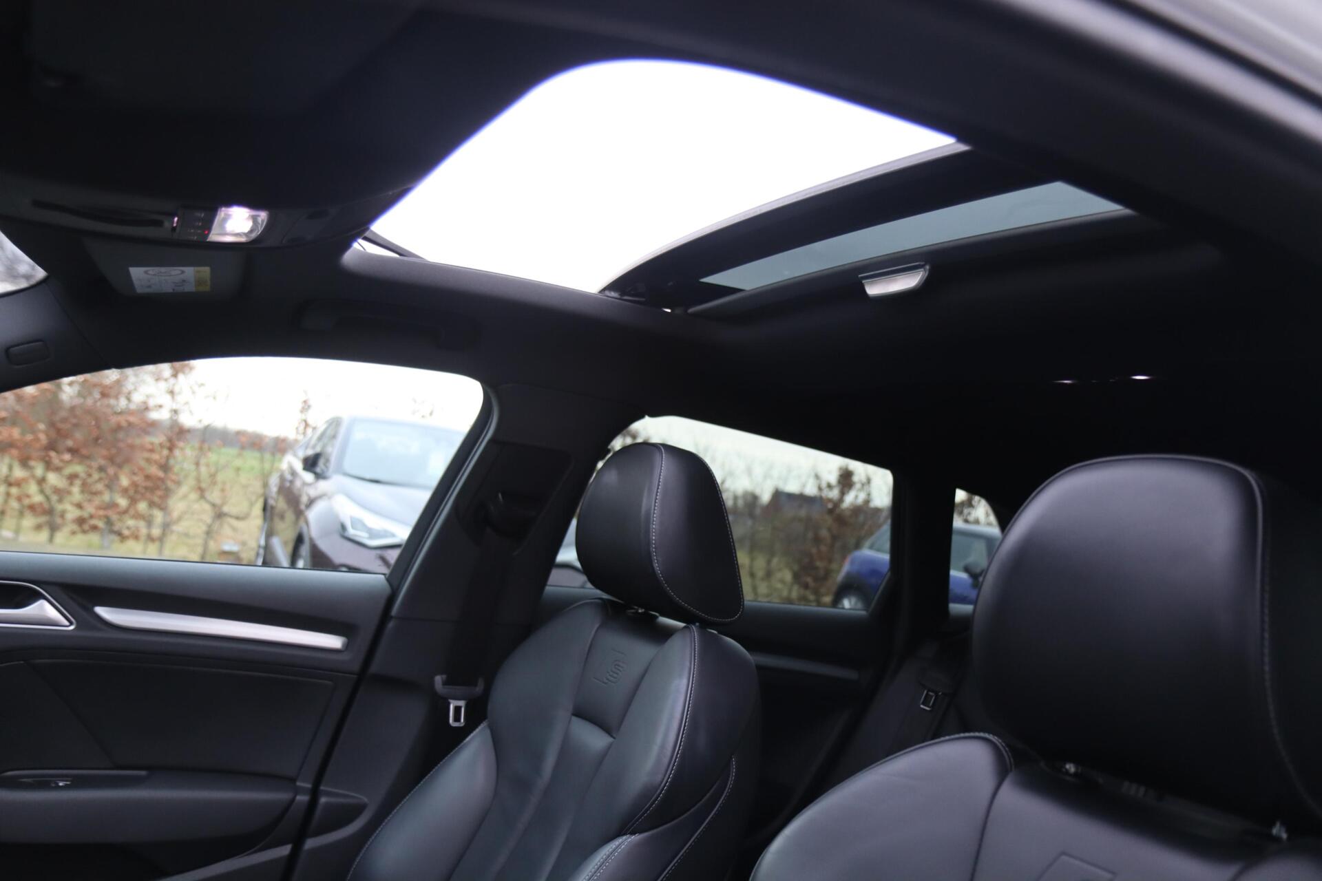 Foto van Audi S3 Sportback