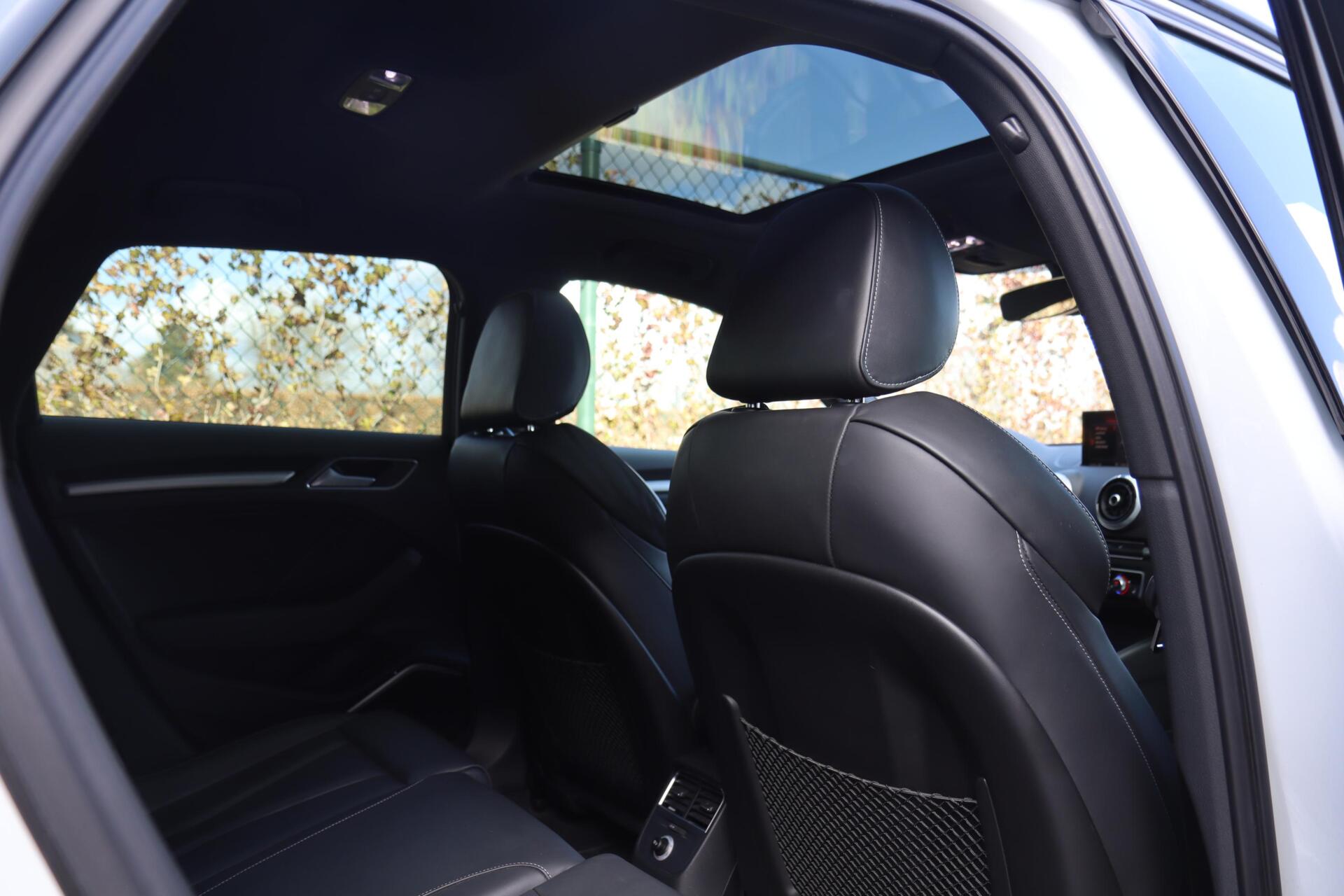 Foto van Audi S3 Sportback