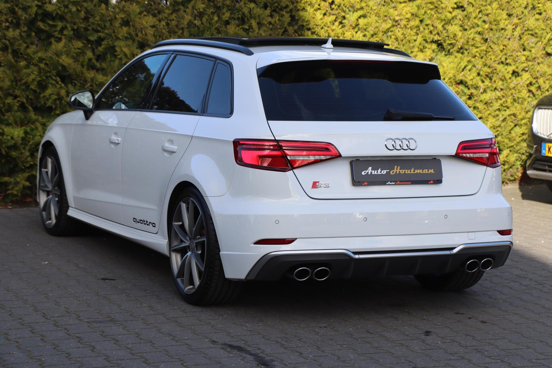 Foto van Audi S3 Sportback