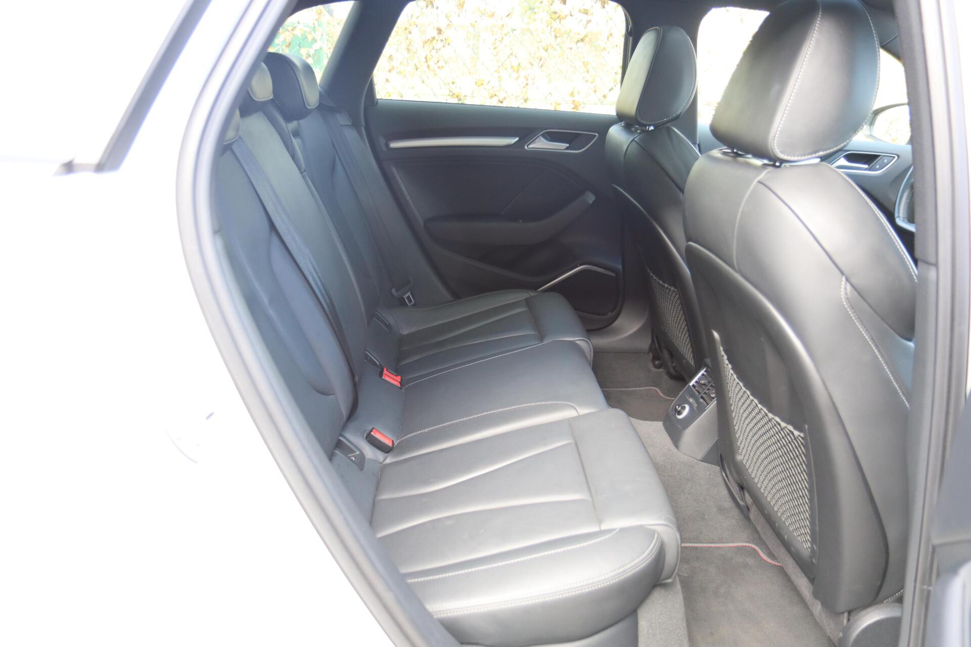 Foto van Audi S3 Sportback