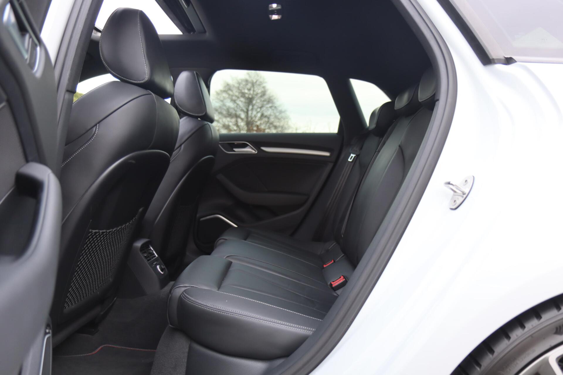 Foto van Audi S3 Sportback
