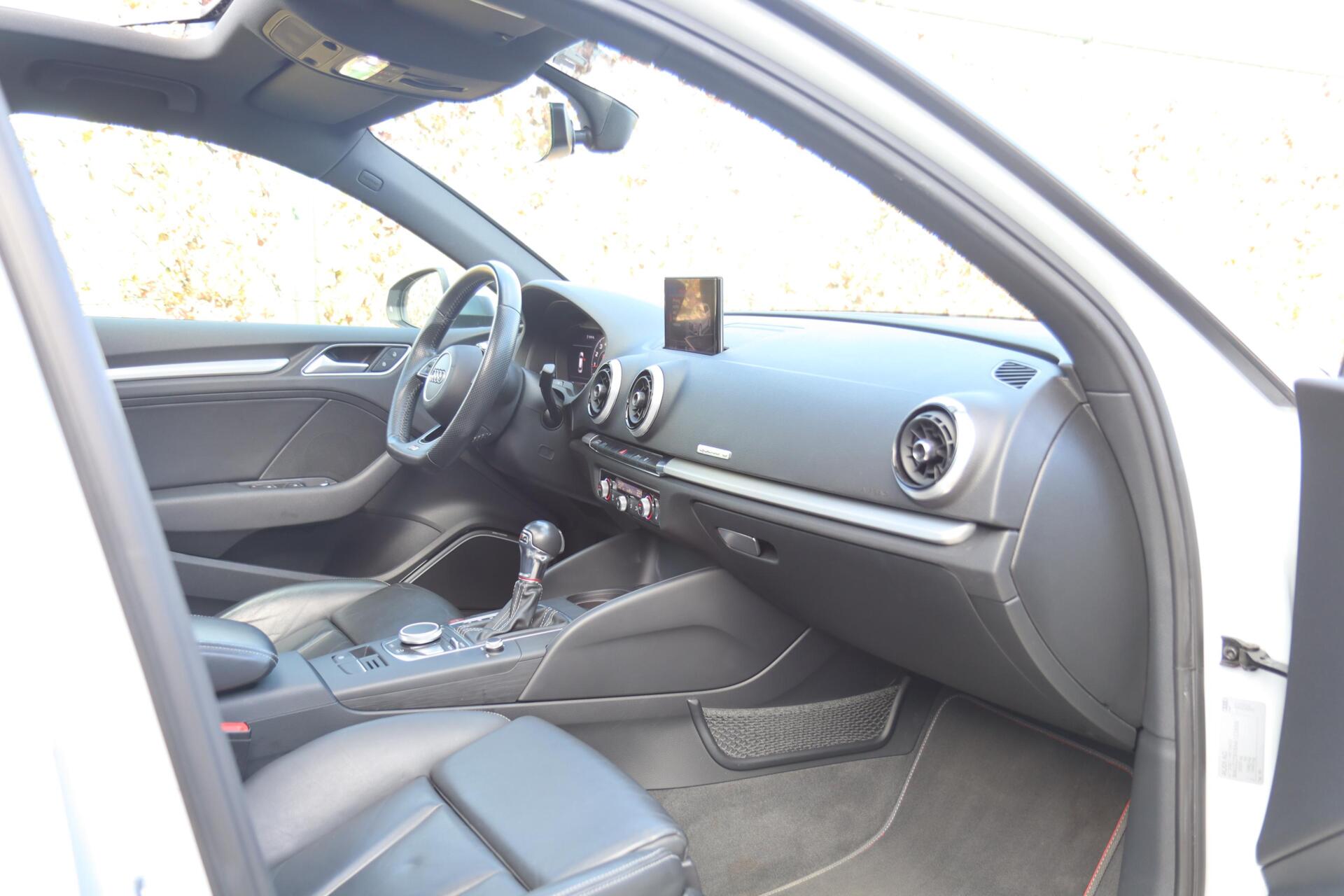 Foto van Audi S3 Sportback
