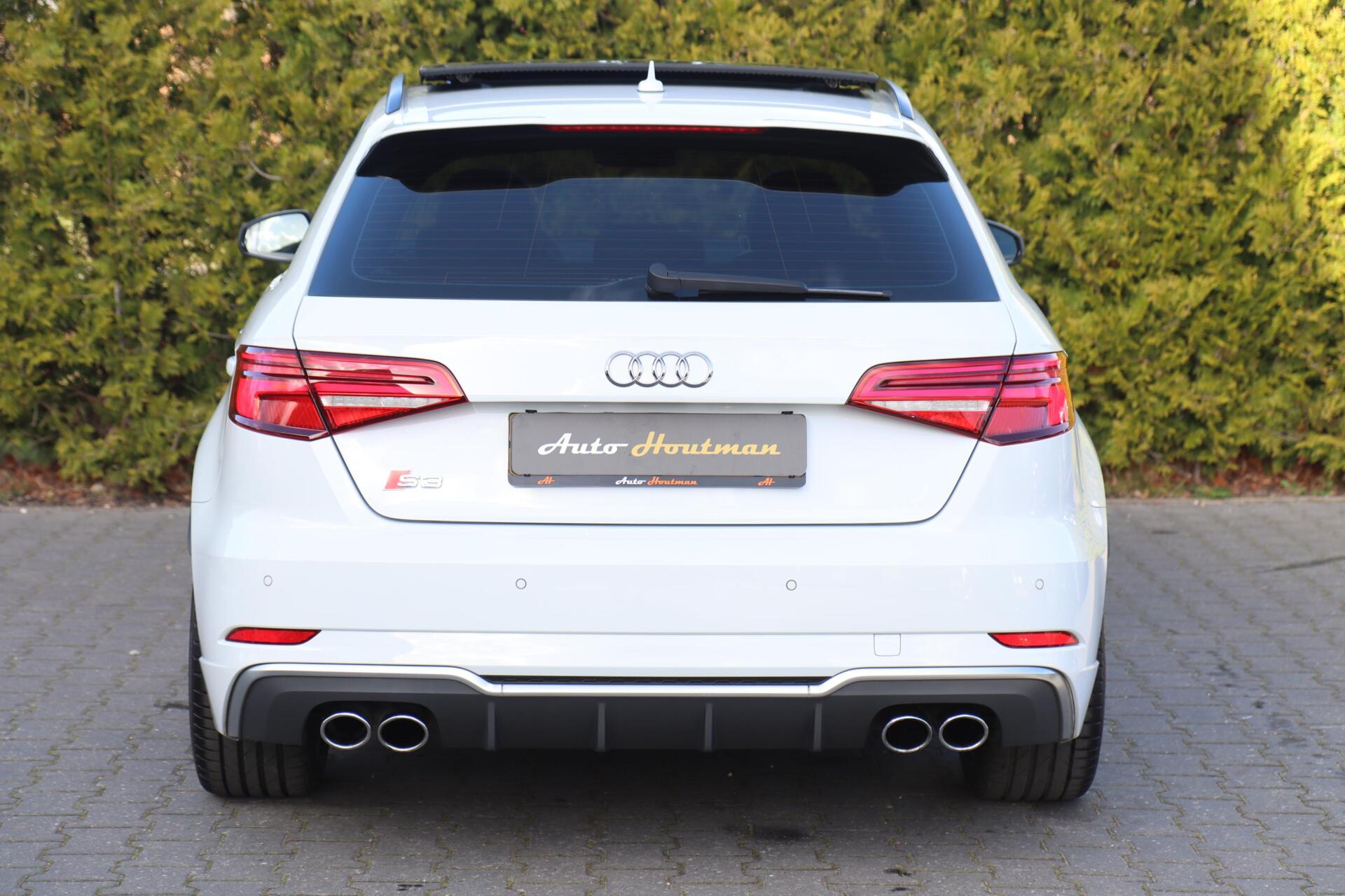 Foto van Audi S3 Sportback