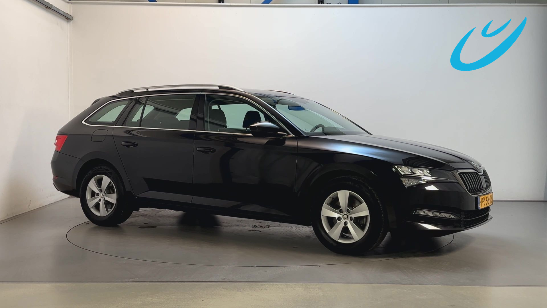 Skoda Superb 1.5 TSI 150pk DSG ACT Business Edition Virtual Cockpit Navigatie DAB+ App-Connect 2022 - voorkant