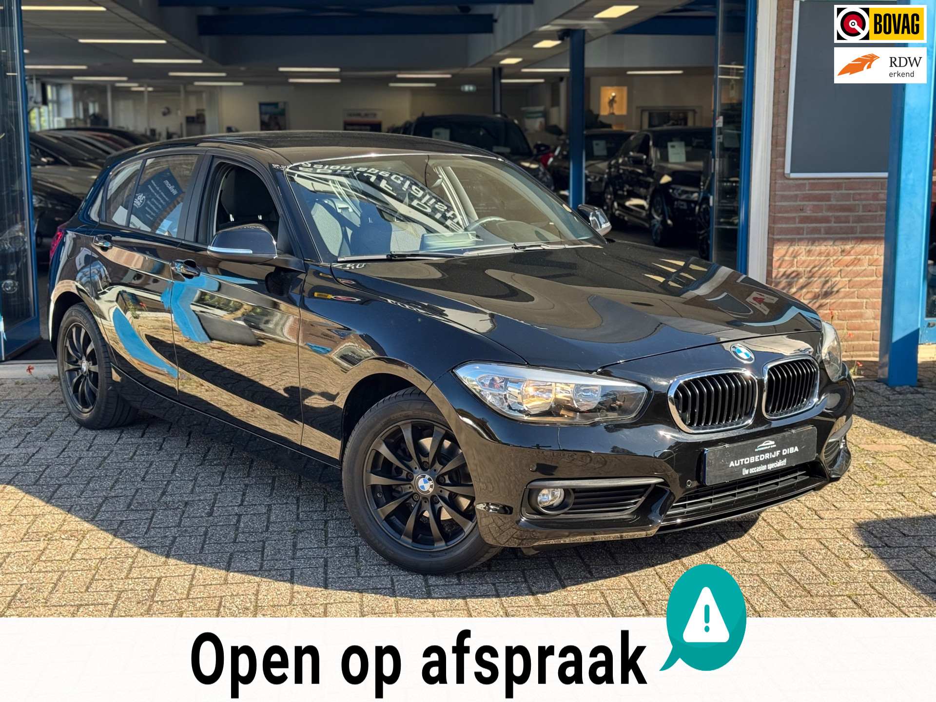 BMW 118i 118i High Executive 2018 AUT NAVI CLIMA LM NAP! 2018 - voorkant