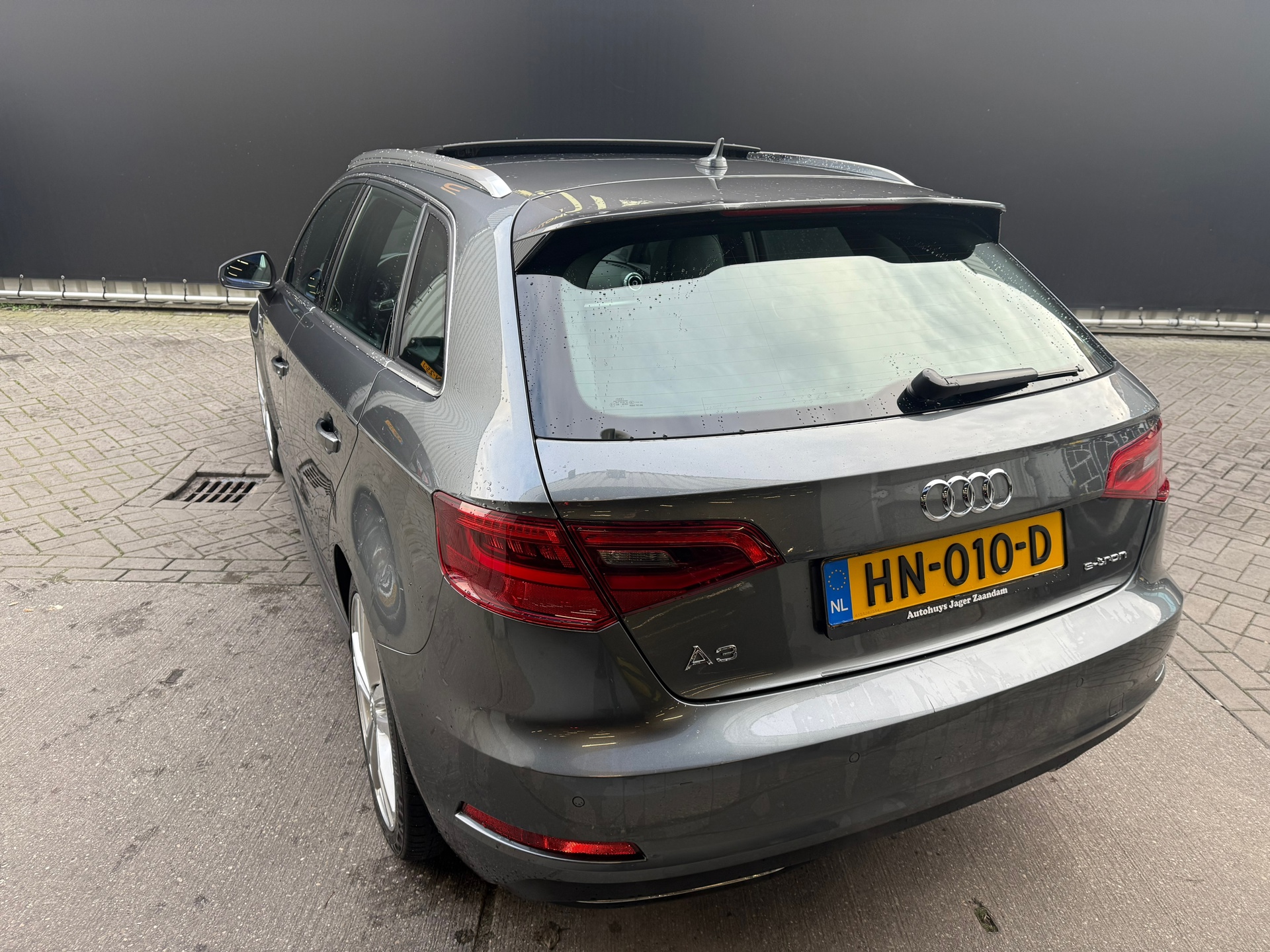 Foto van Audi A3 Sportback E-tron