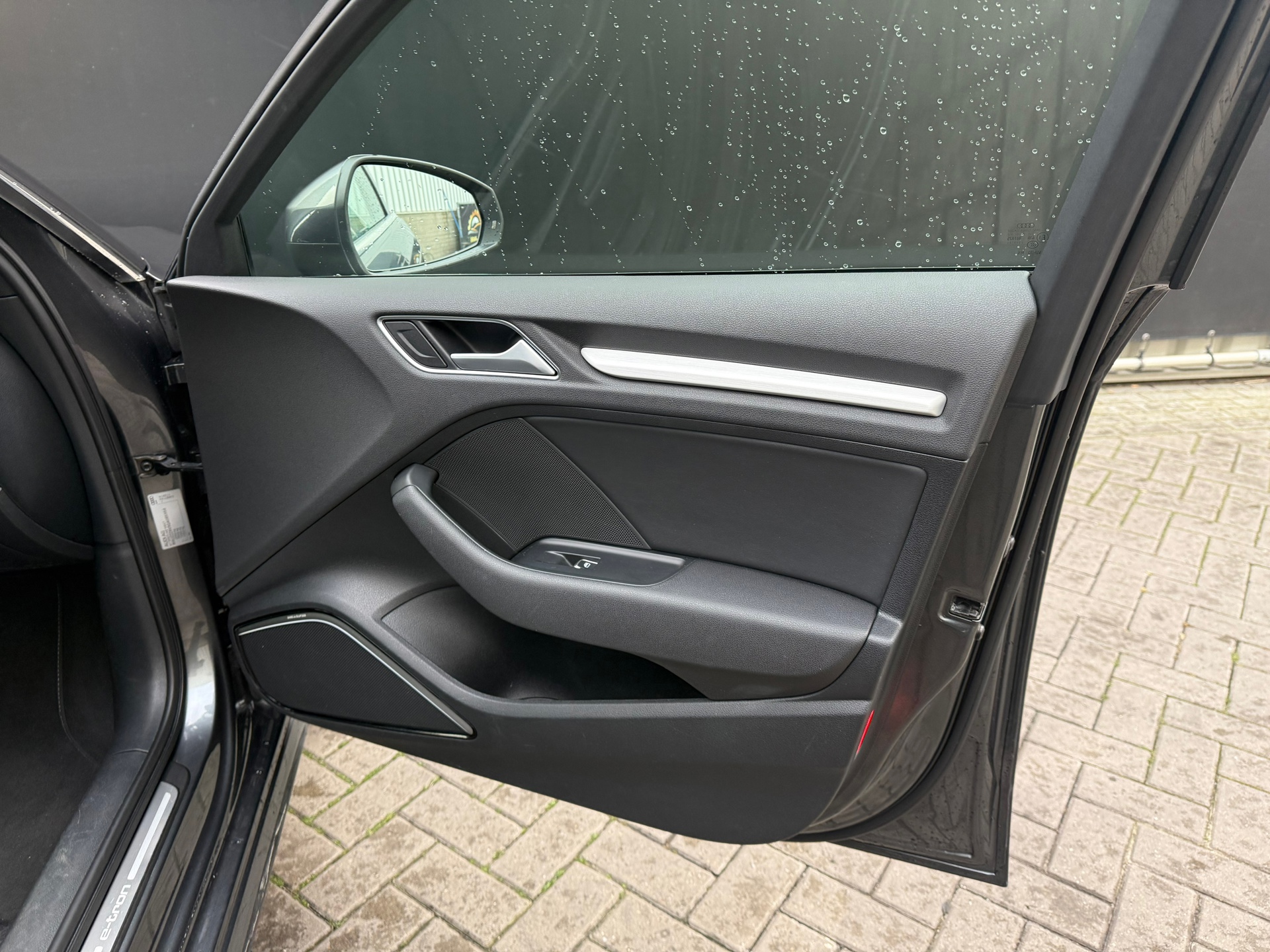 Foto van Audi A3 Sportback E-tron