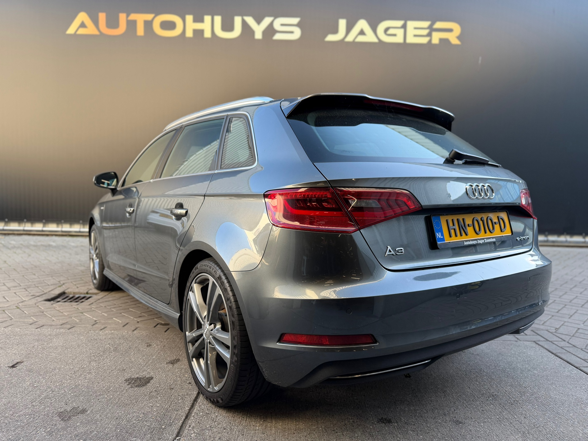 Foto van Audi A3 Sportback E-tron