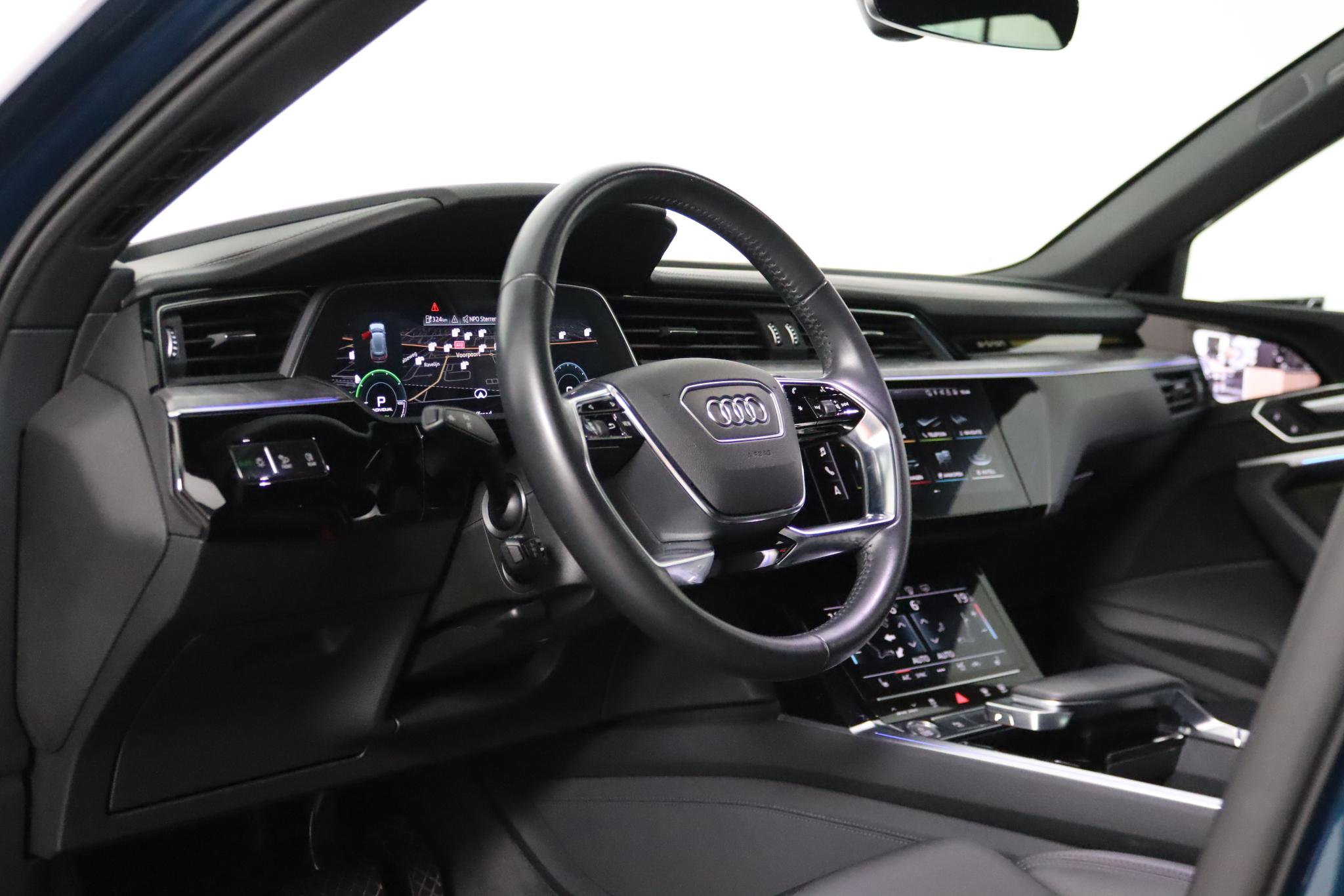 Foto van Audi E-tron