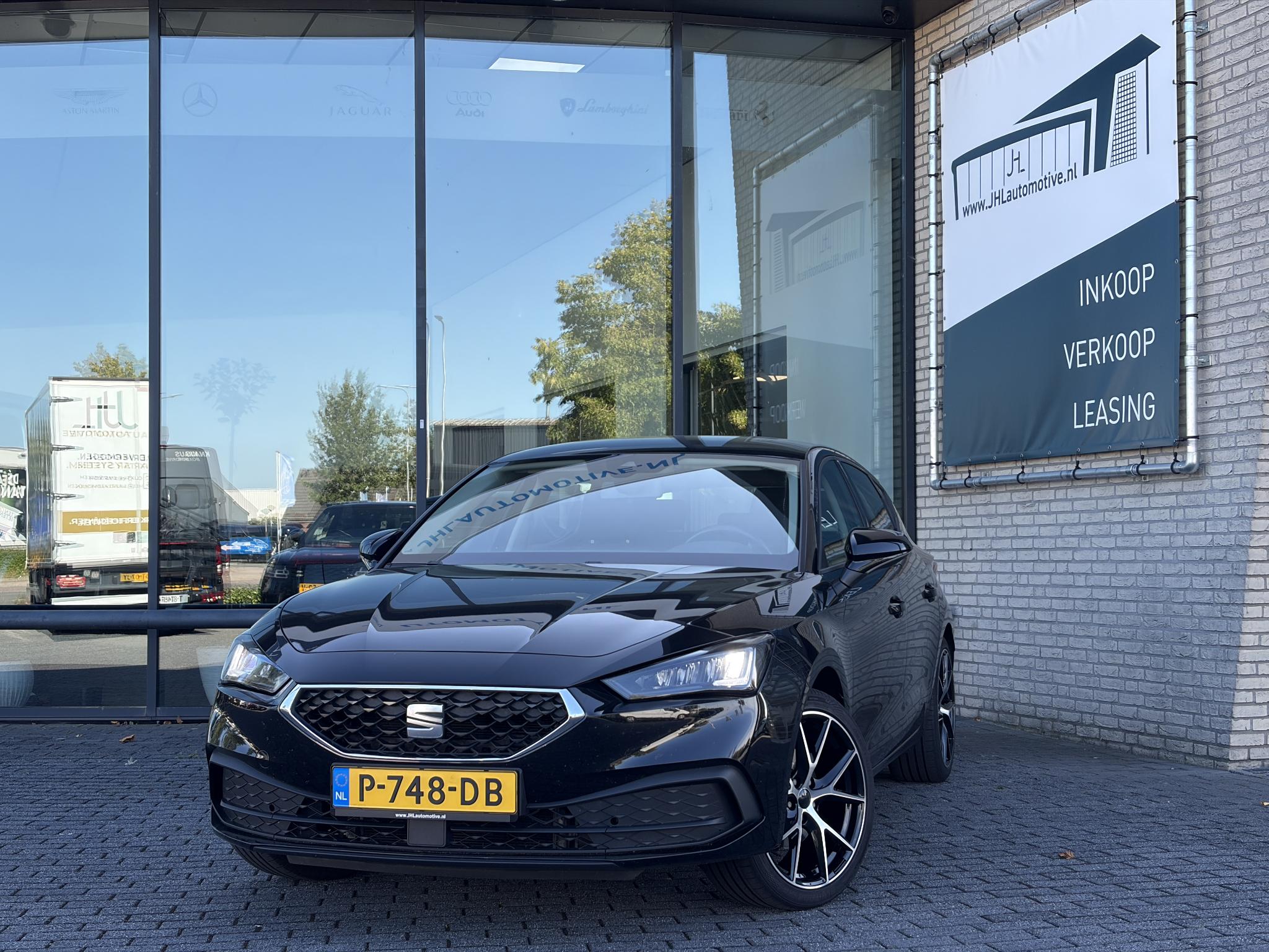 Seat Leon 1.0 TSI Style*LED*ECC*KEYLESS*STOELVERW.*CARPLAY* 2021 - voorkant