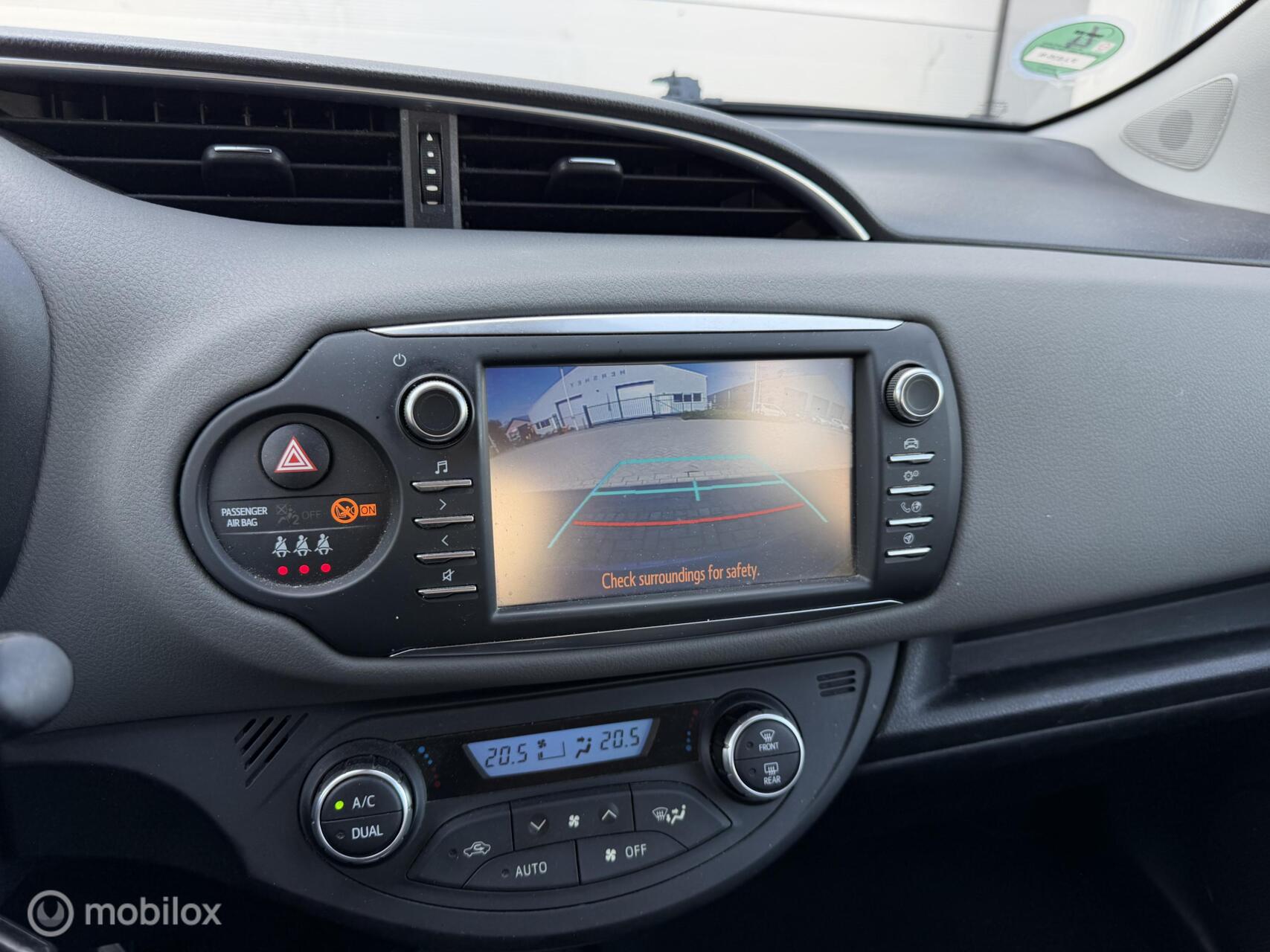 Foto van Toyota Toyota Yaris Hybrid