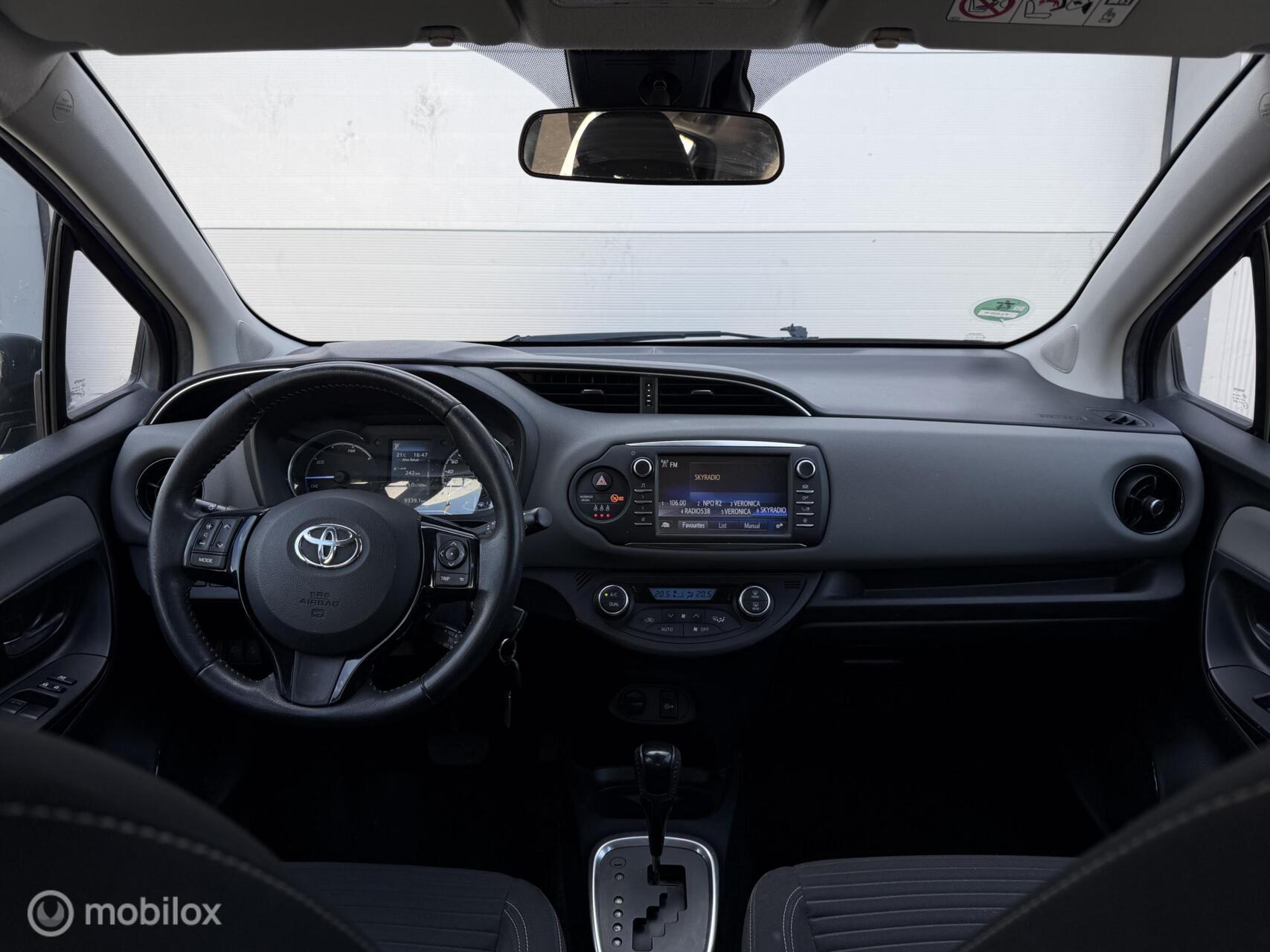 Foto van Toyota Toyota Yaris Hybrid