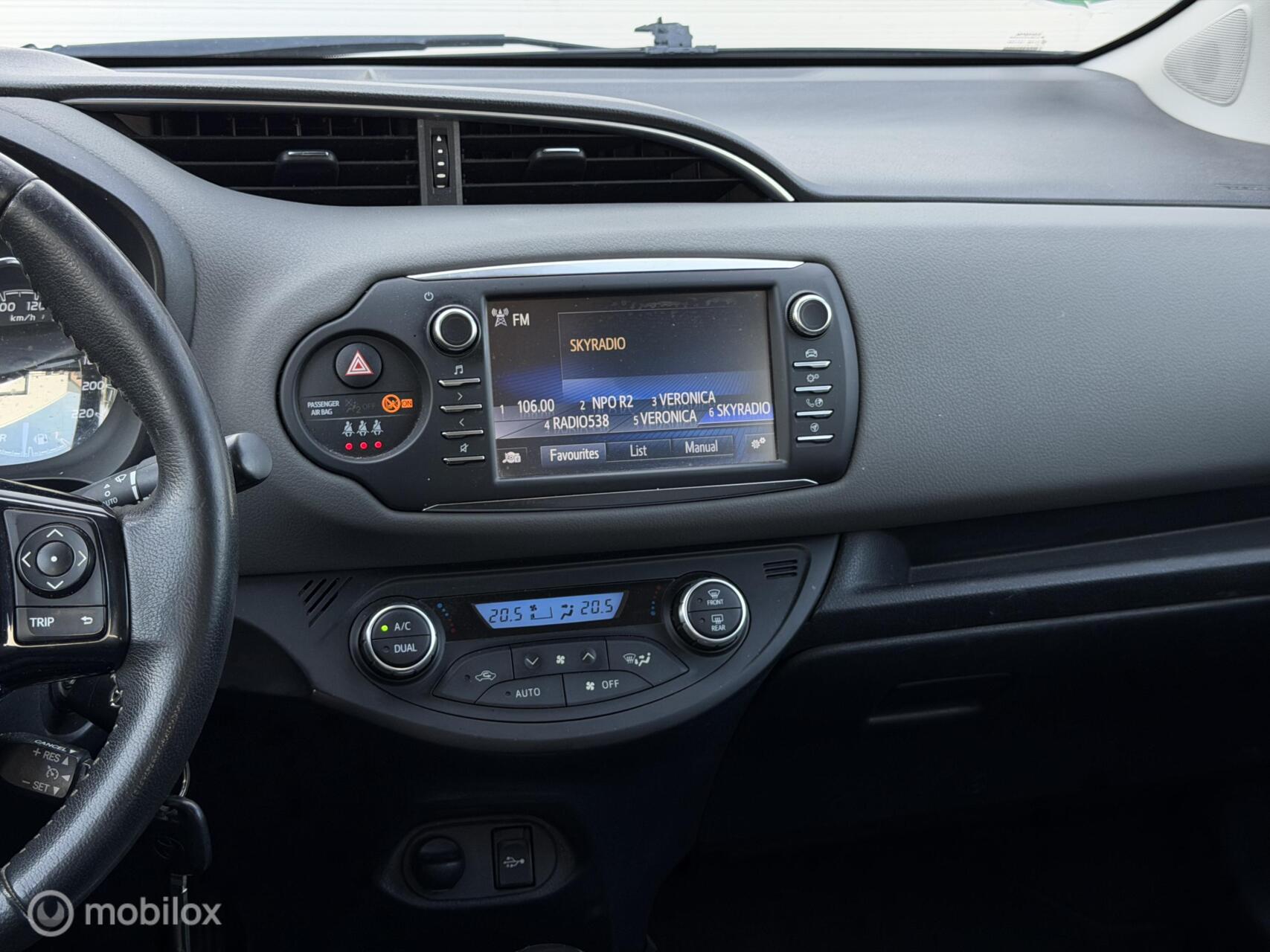 Foto van Toyota Toyota Yaris Hybrid