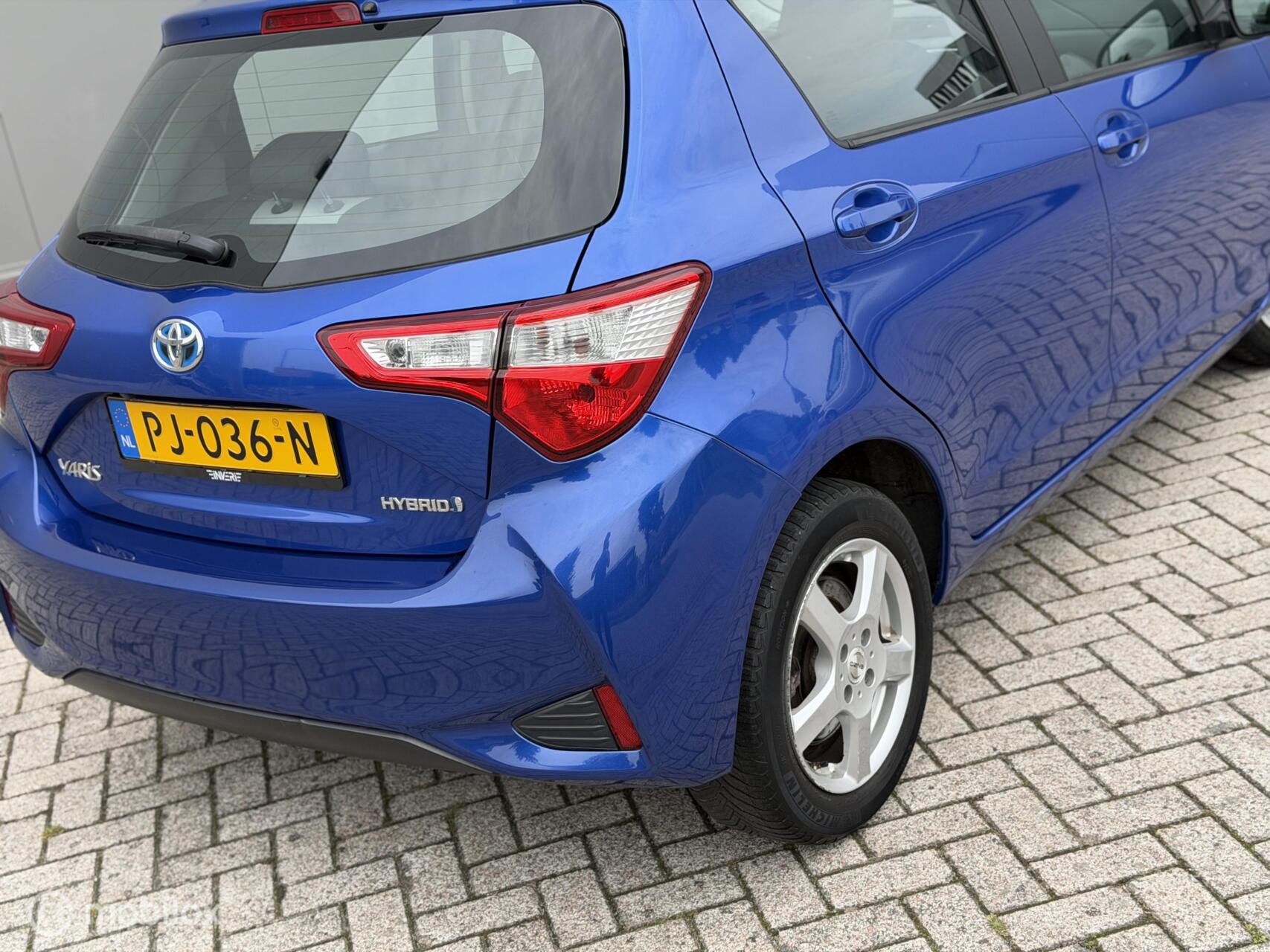 Foto van Toyota Toyota Yaris Hybrid
