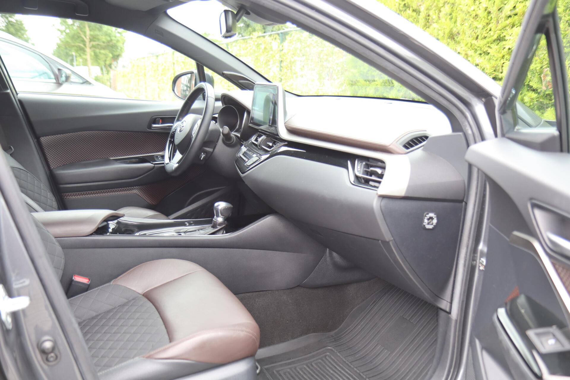 Foto van Toyota Toyota C-hr