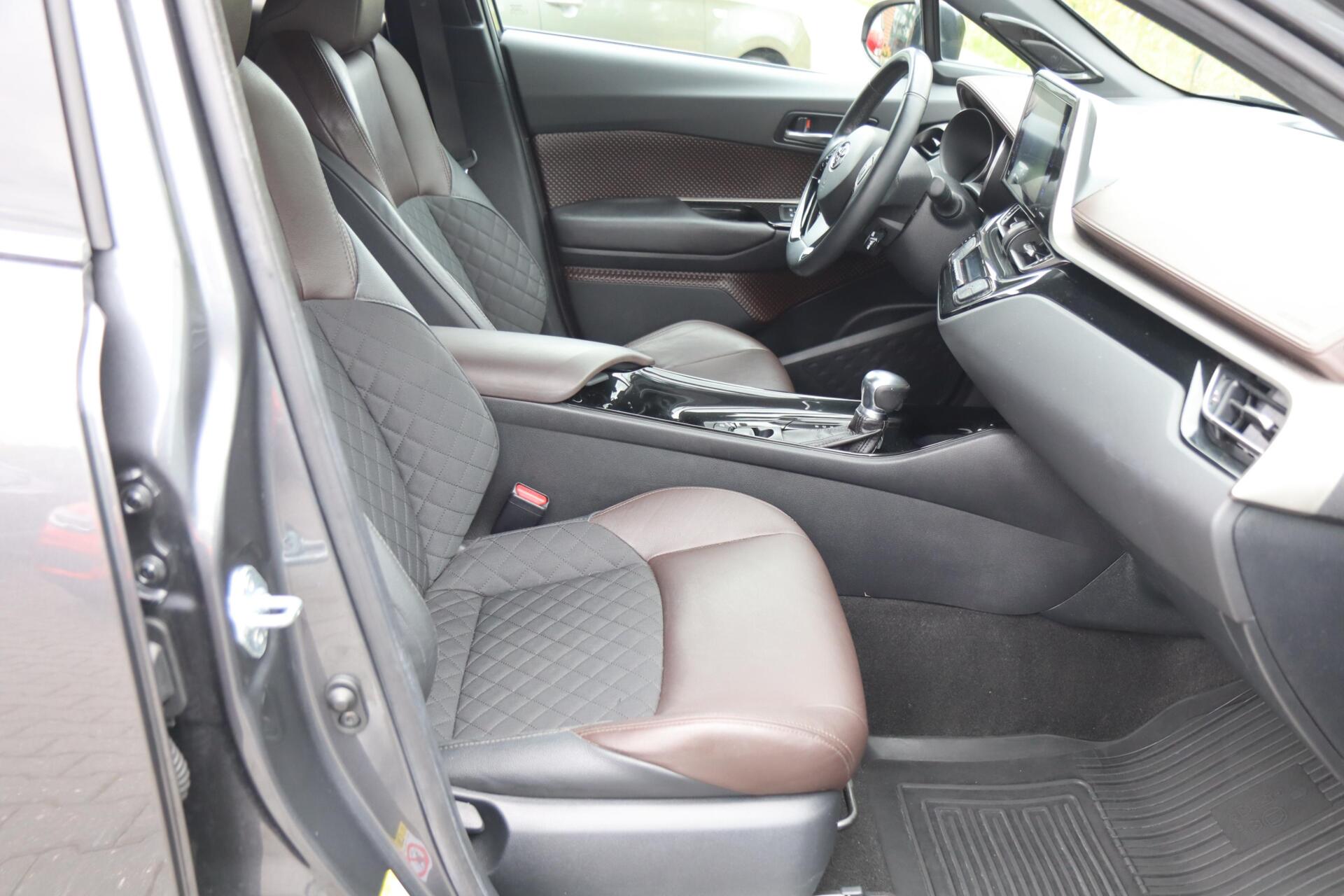 Foto van Toyota Toyota C-hr