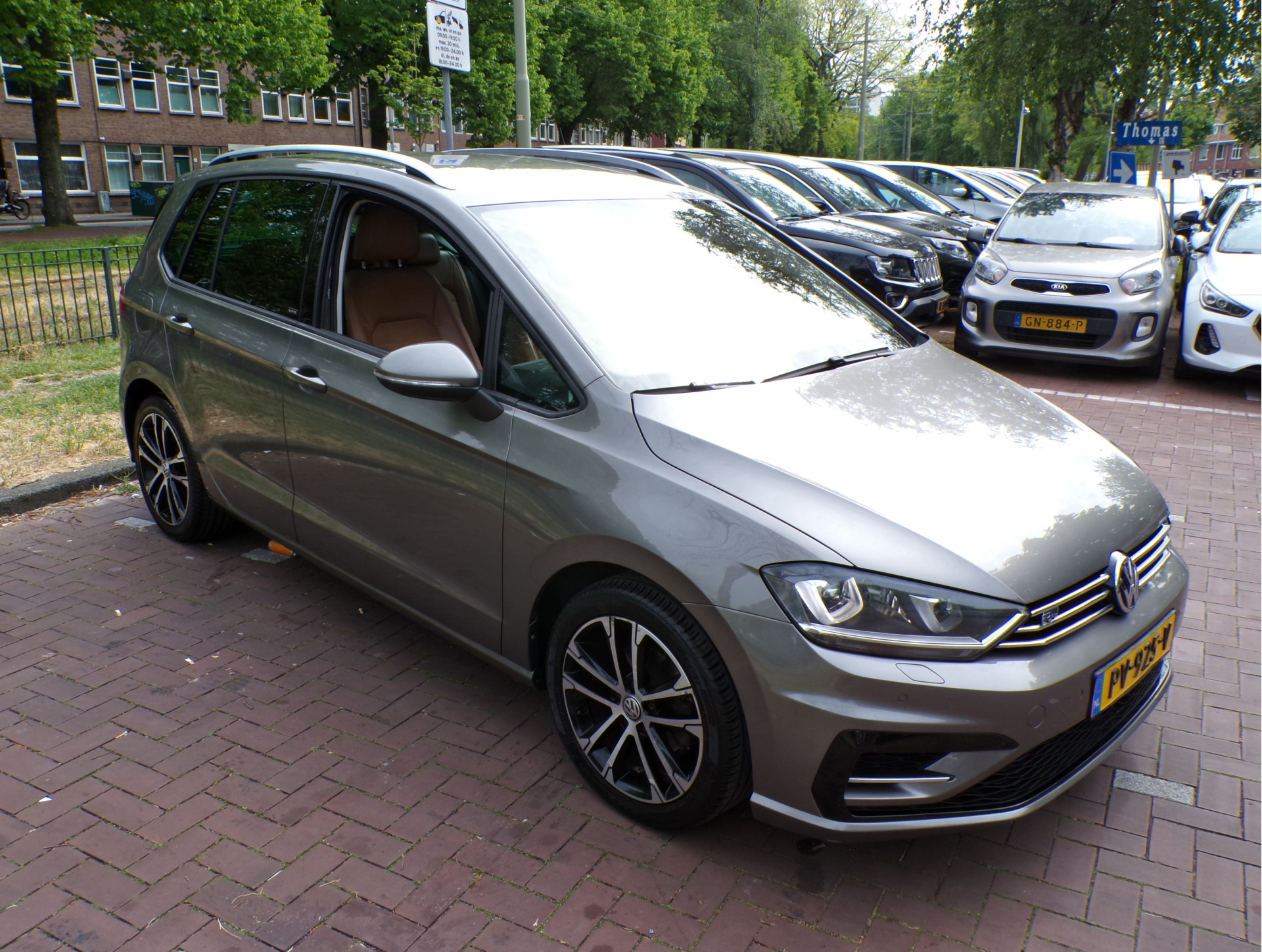 Foto van Volkswagen Golf Sportsvan