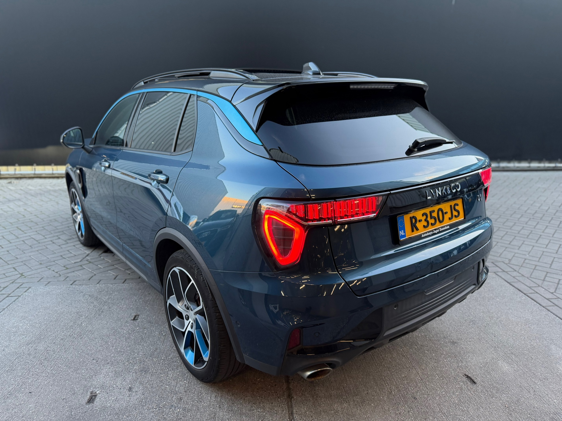 Foto van Lynk&co LYNK & Co 01