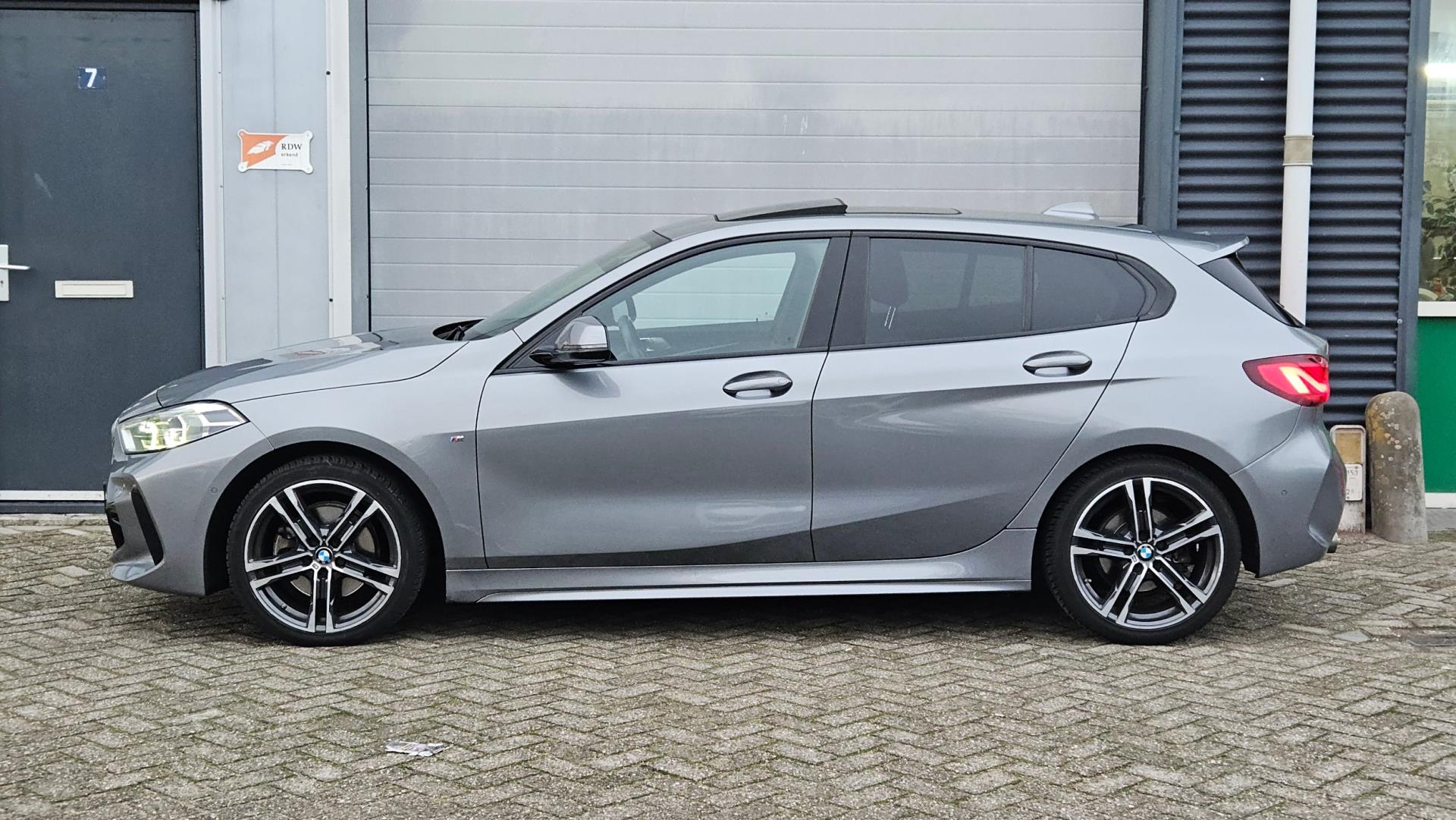 Foto van BMW 118i