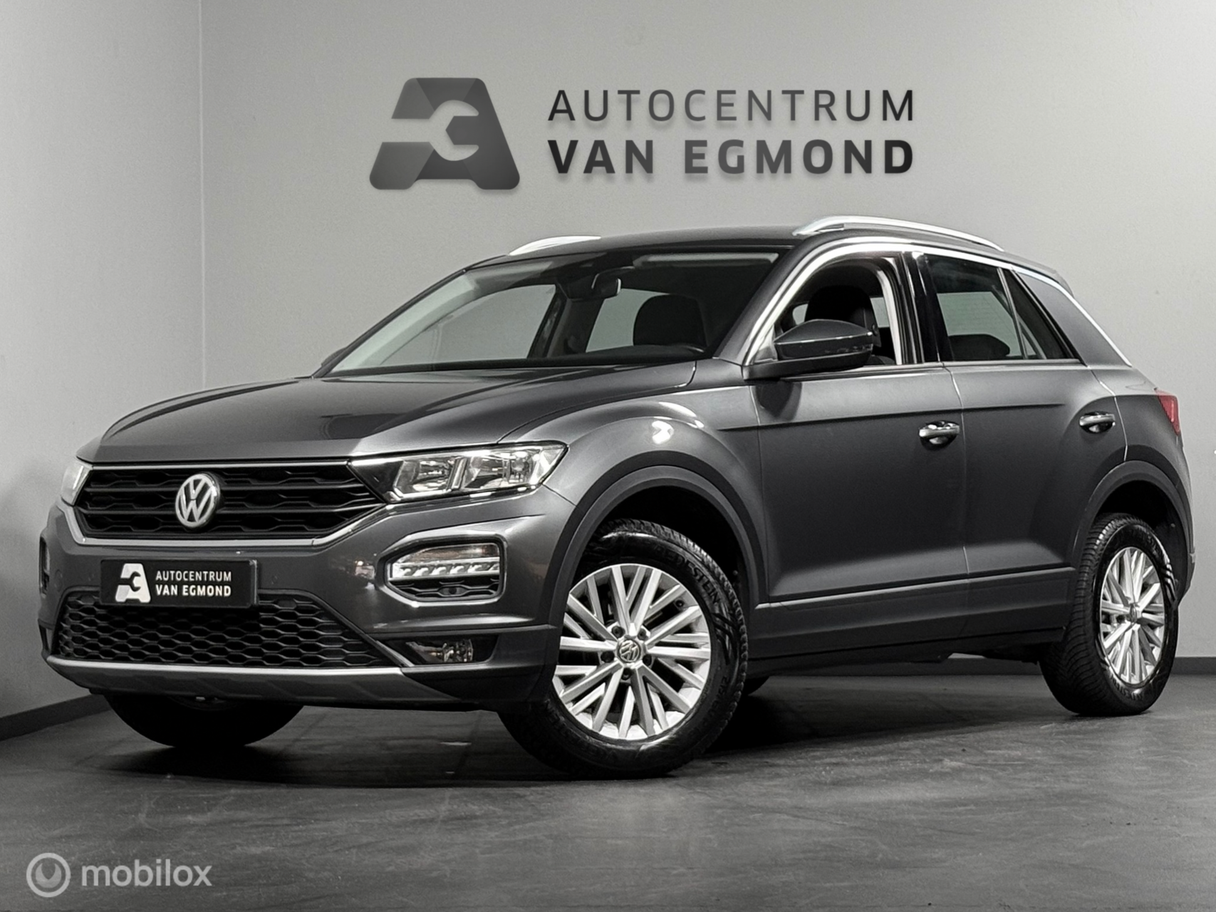 Volkswagen T-roc 1.0 TSI Style | AD. CRUISE | APPCNNCT | PDC 2018 - voorkant