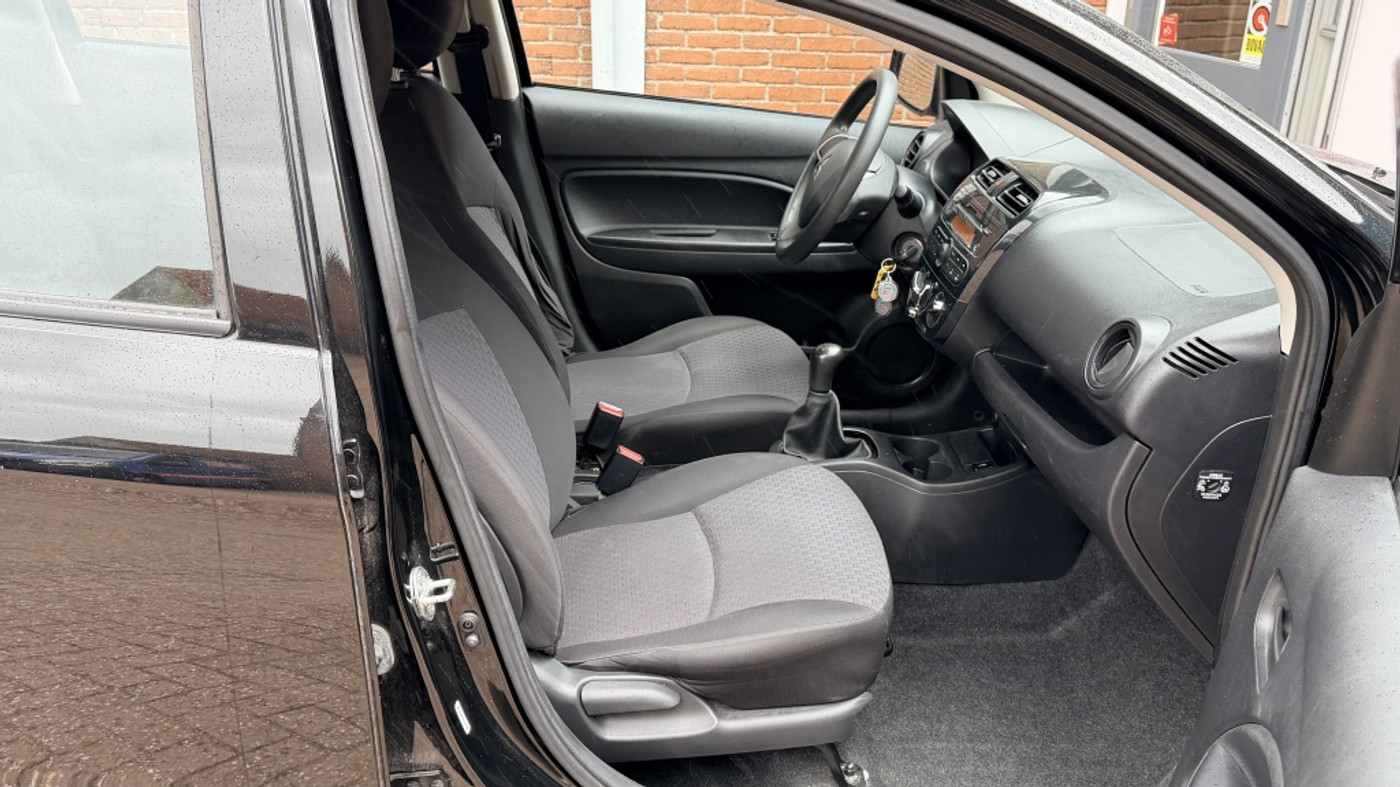 Foto van Mitsubishi Mitsubishi Space Star