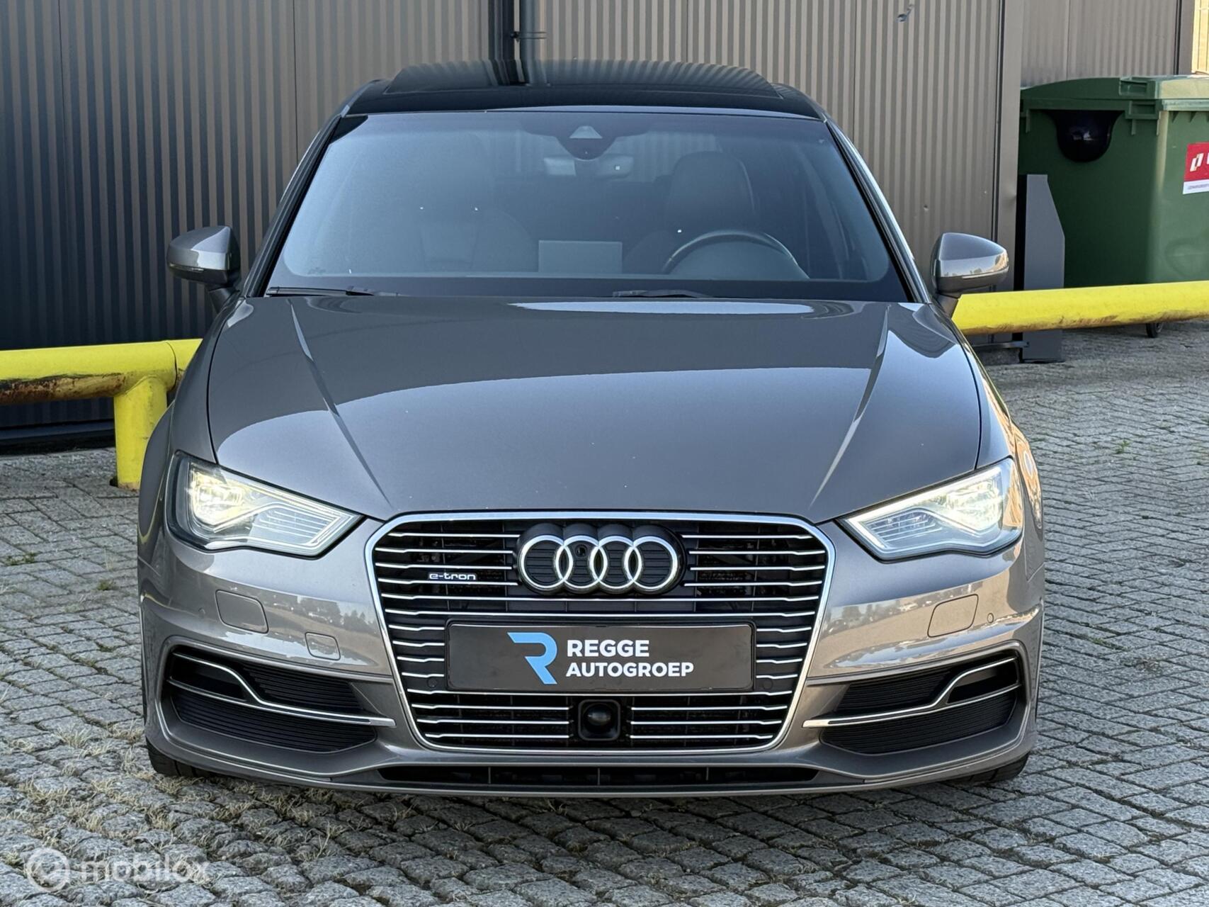 Foto van Audi A3 Sportback E-tron