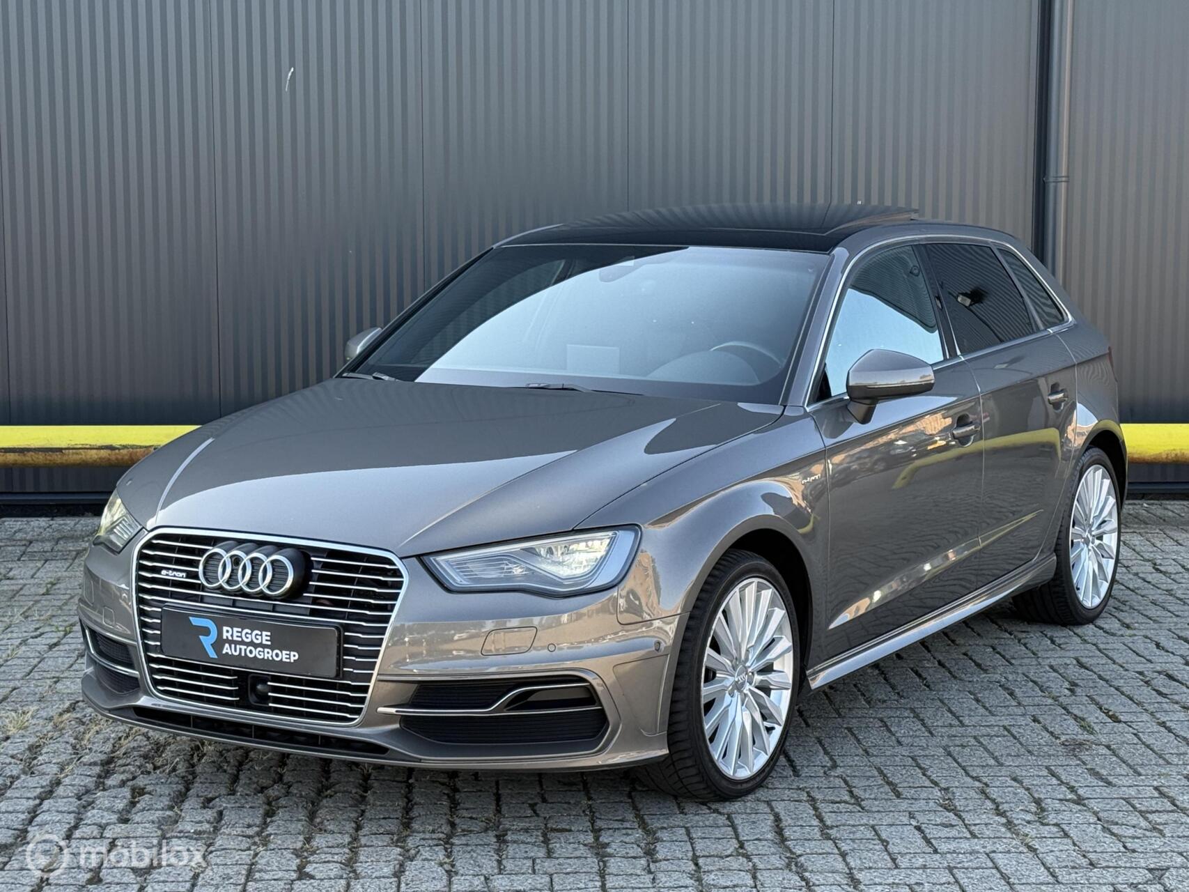 Audi A3 Sportback E-tron 1.4 e-tron PHEV S-Line | LEES TEKST !   | 2015 - voorkant