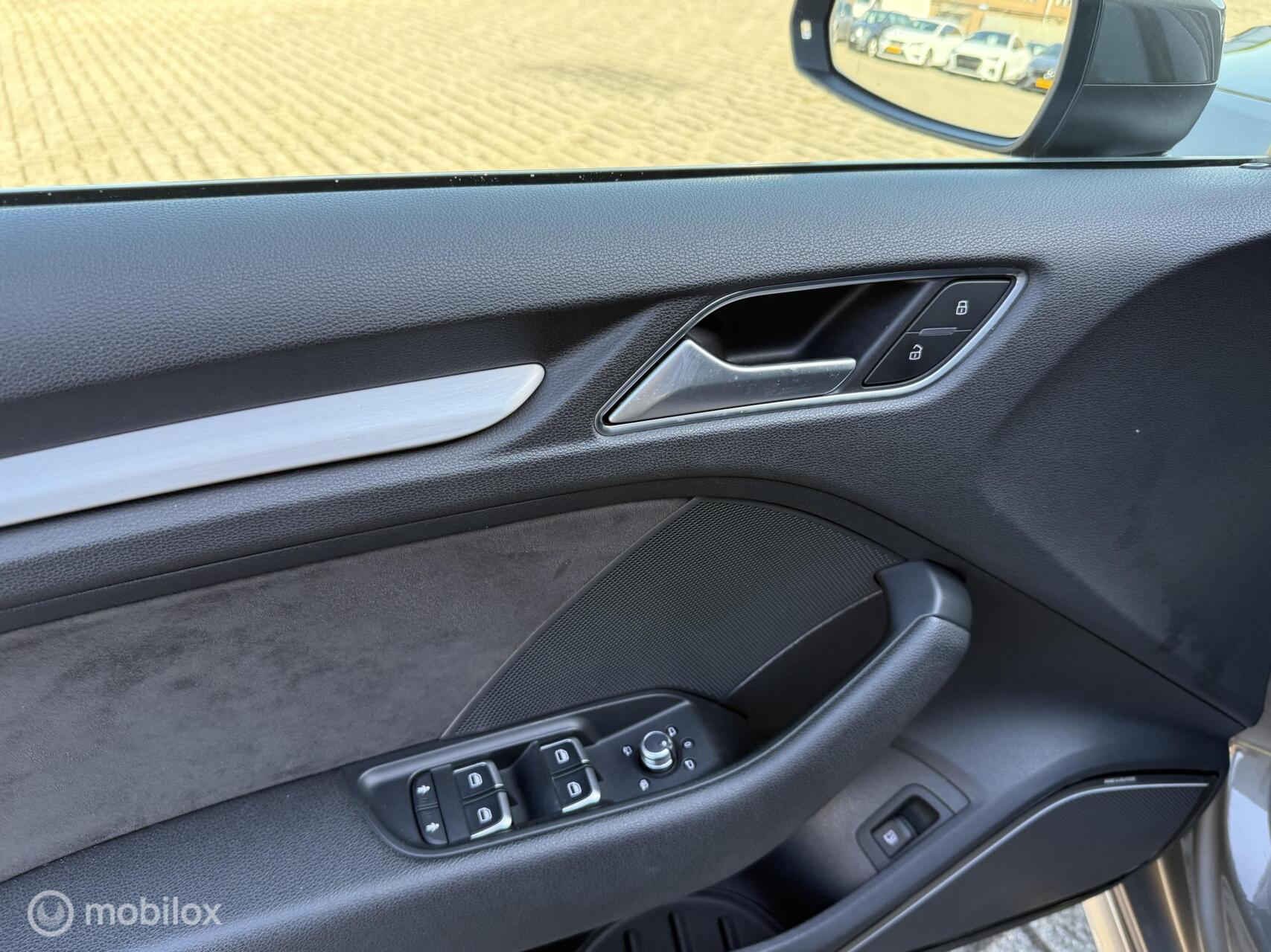 Foto van Audi A3 Sportback E-tron